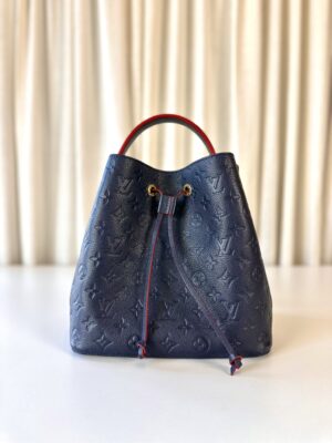 Louis Vuitton Neo Noé navy