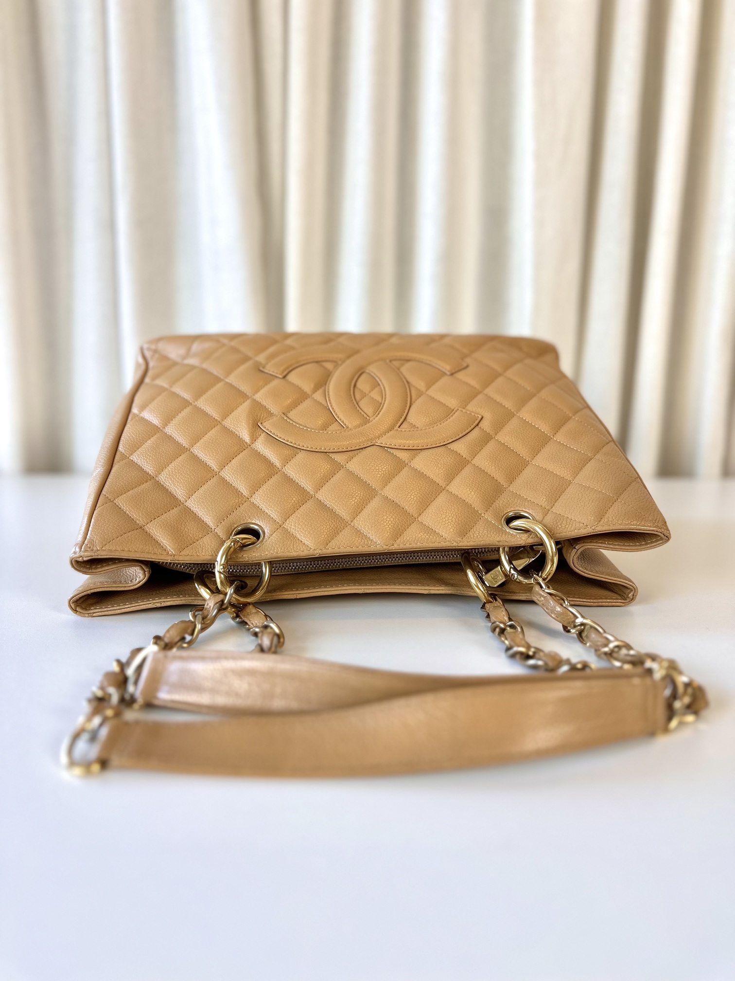 Chanel beige GST shopper - Image 8