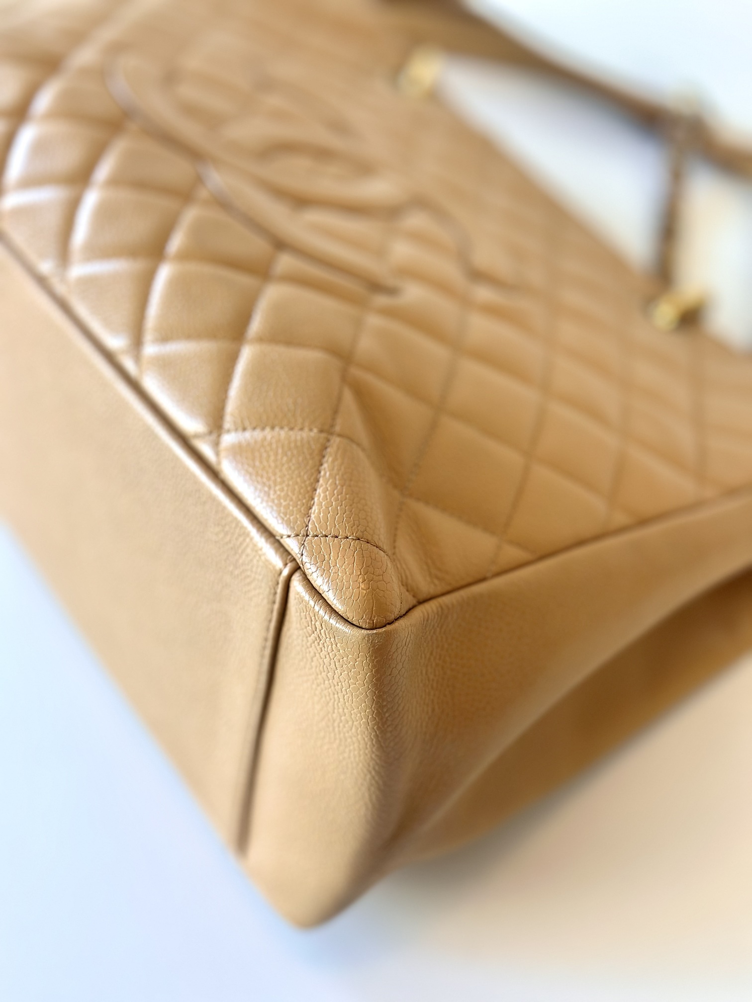 Chanel beige GST shopper - Image 13