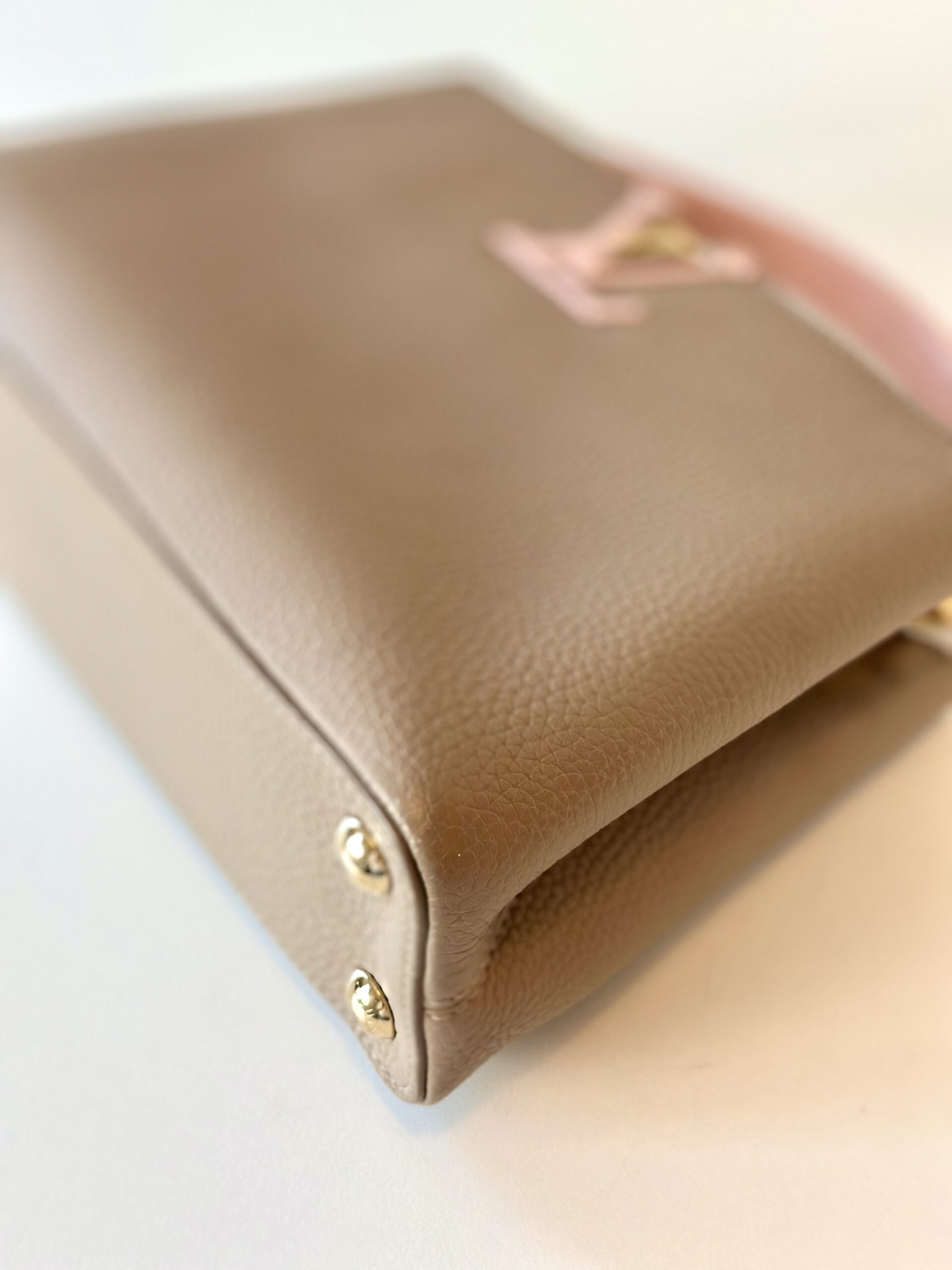 Louis Vuitton Capucines BB - Image 10