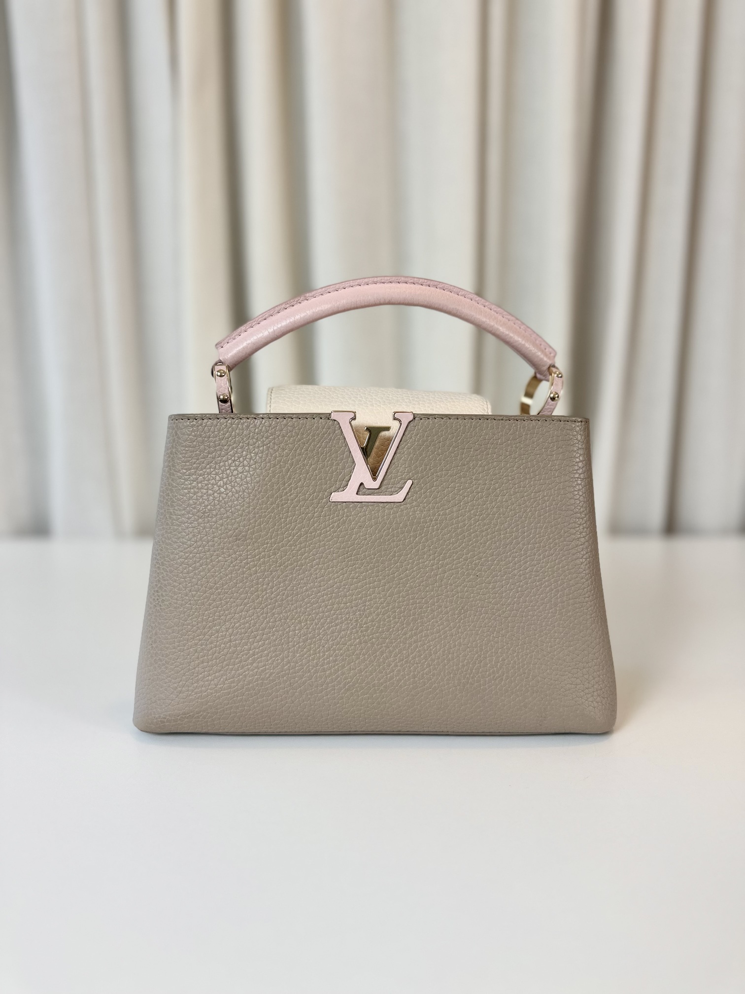Louis Vuitton Capucines BB