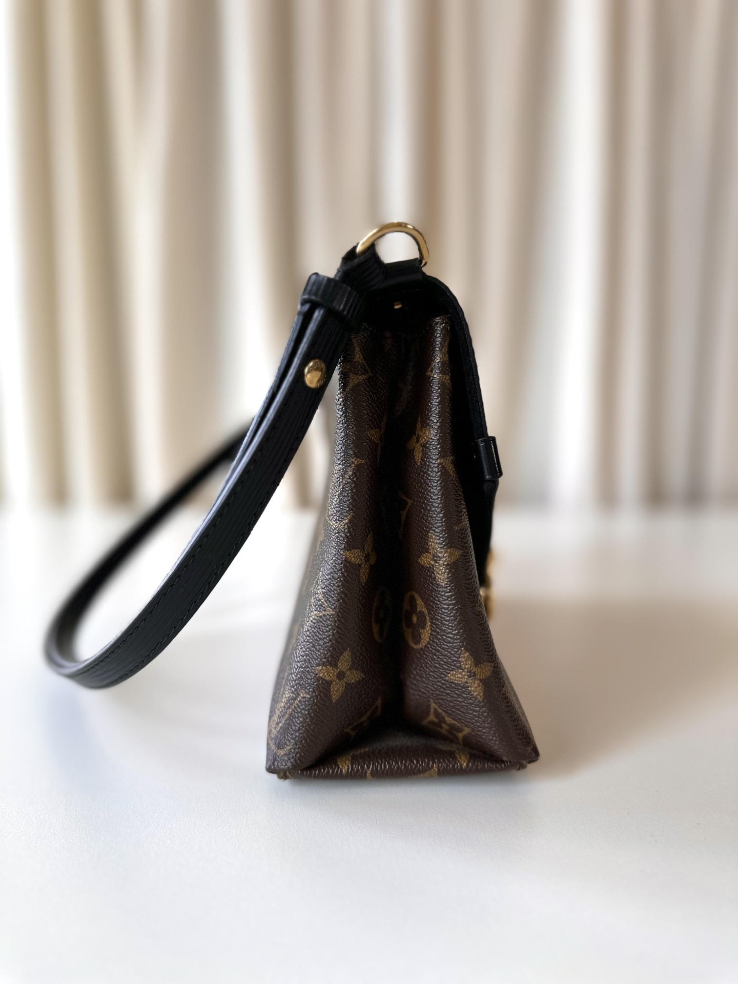 Louis Vuitton Saint Michel - Image 4