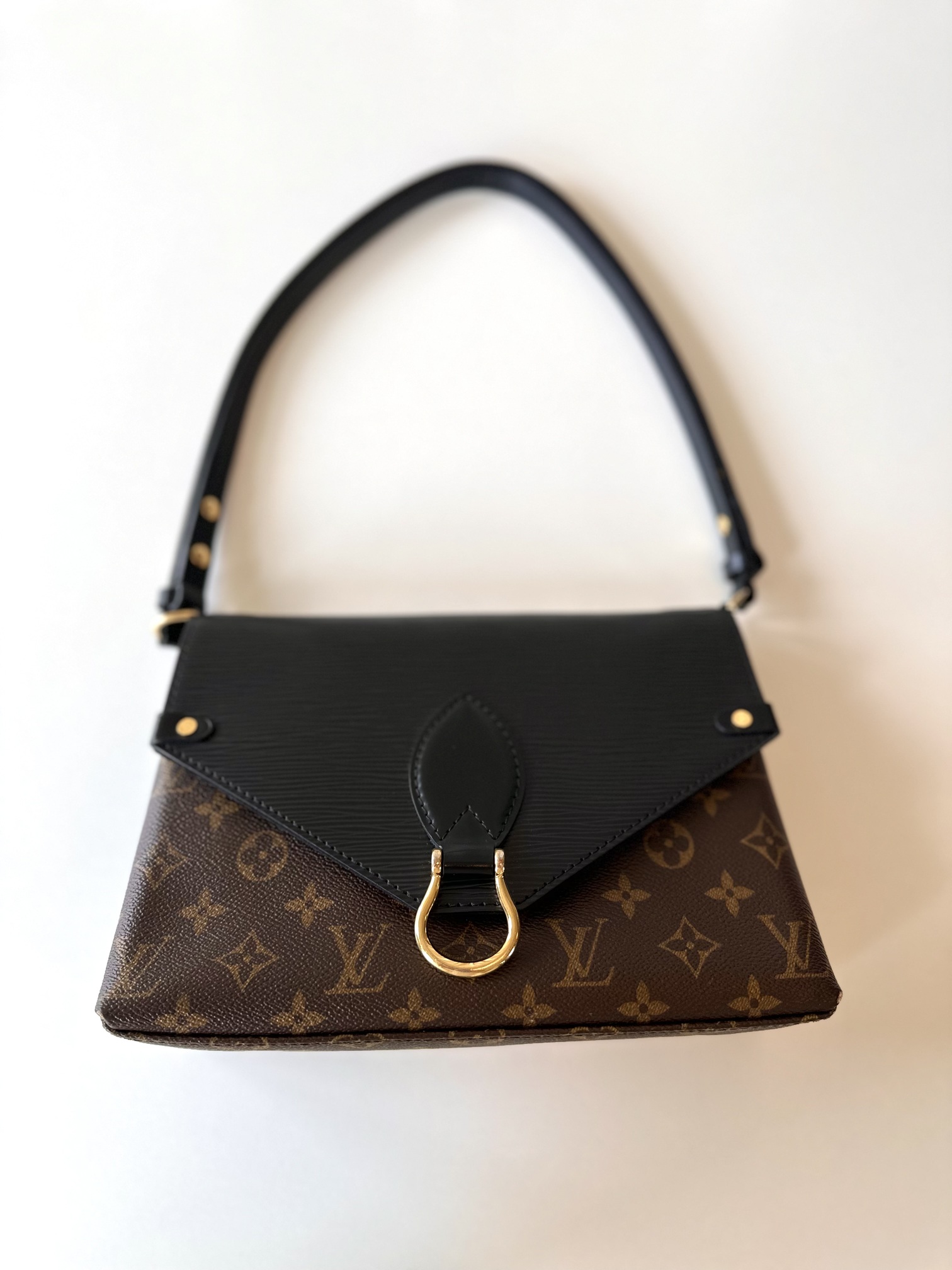 Louis Vuitton Saint Michel - Image 8