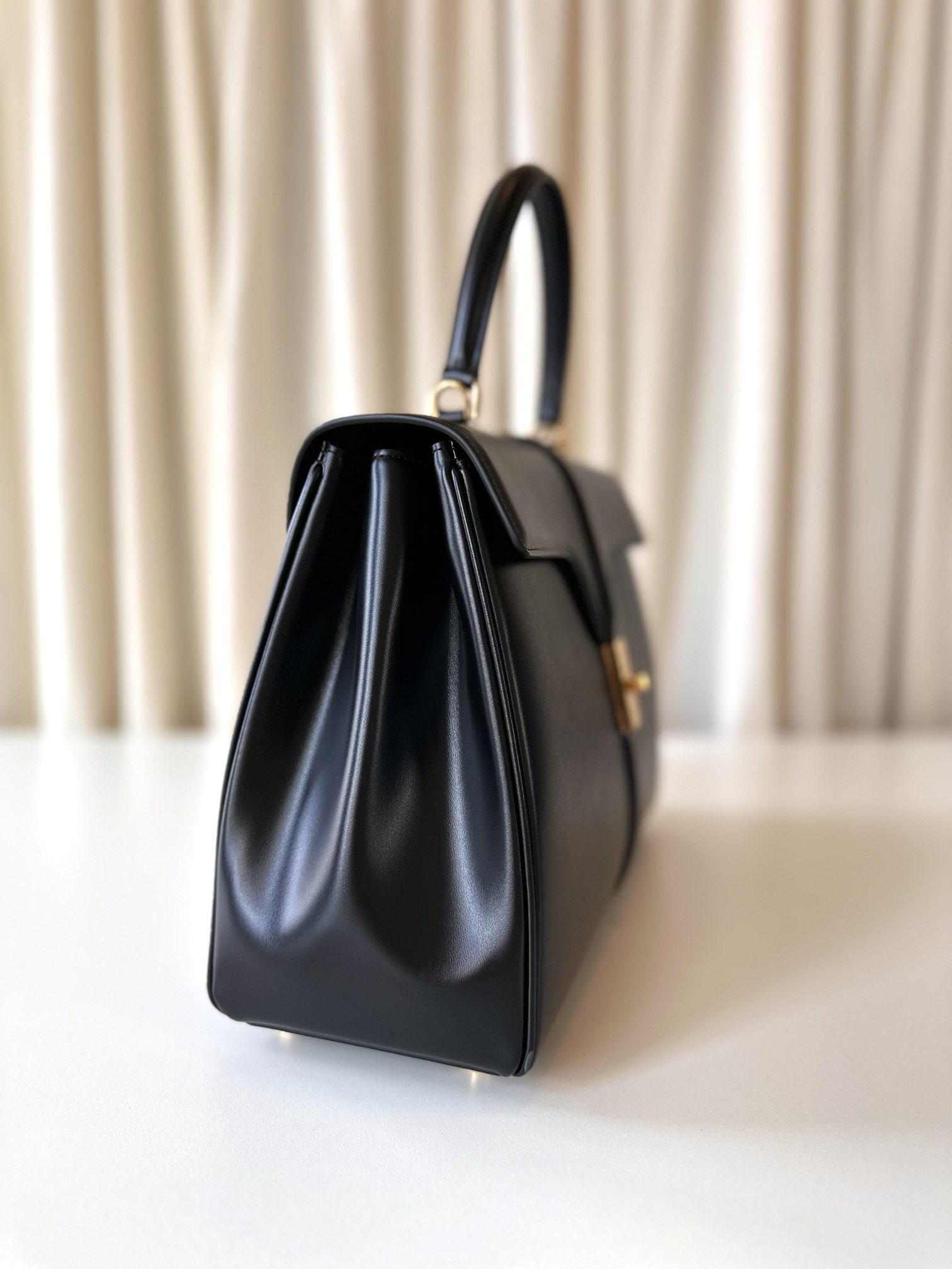 Celine Classique 16 Bag - Image 10