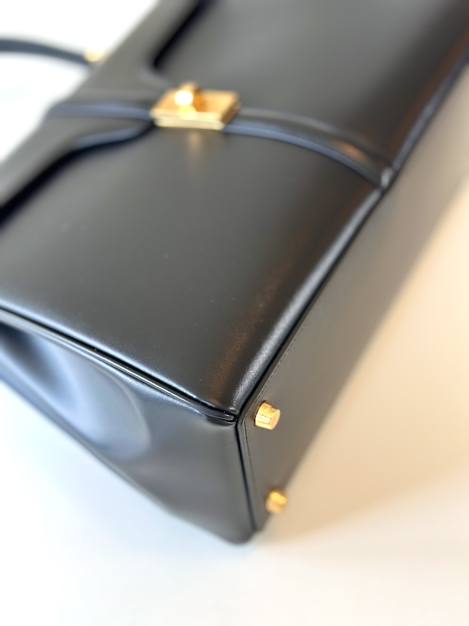 Celine Classique 16 Bag - Image 16