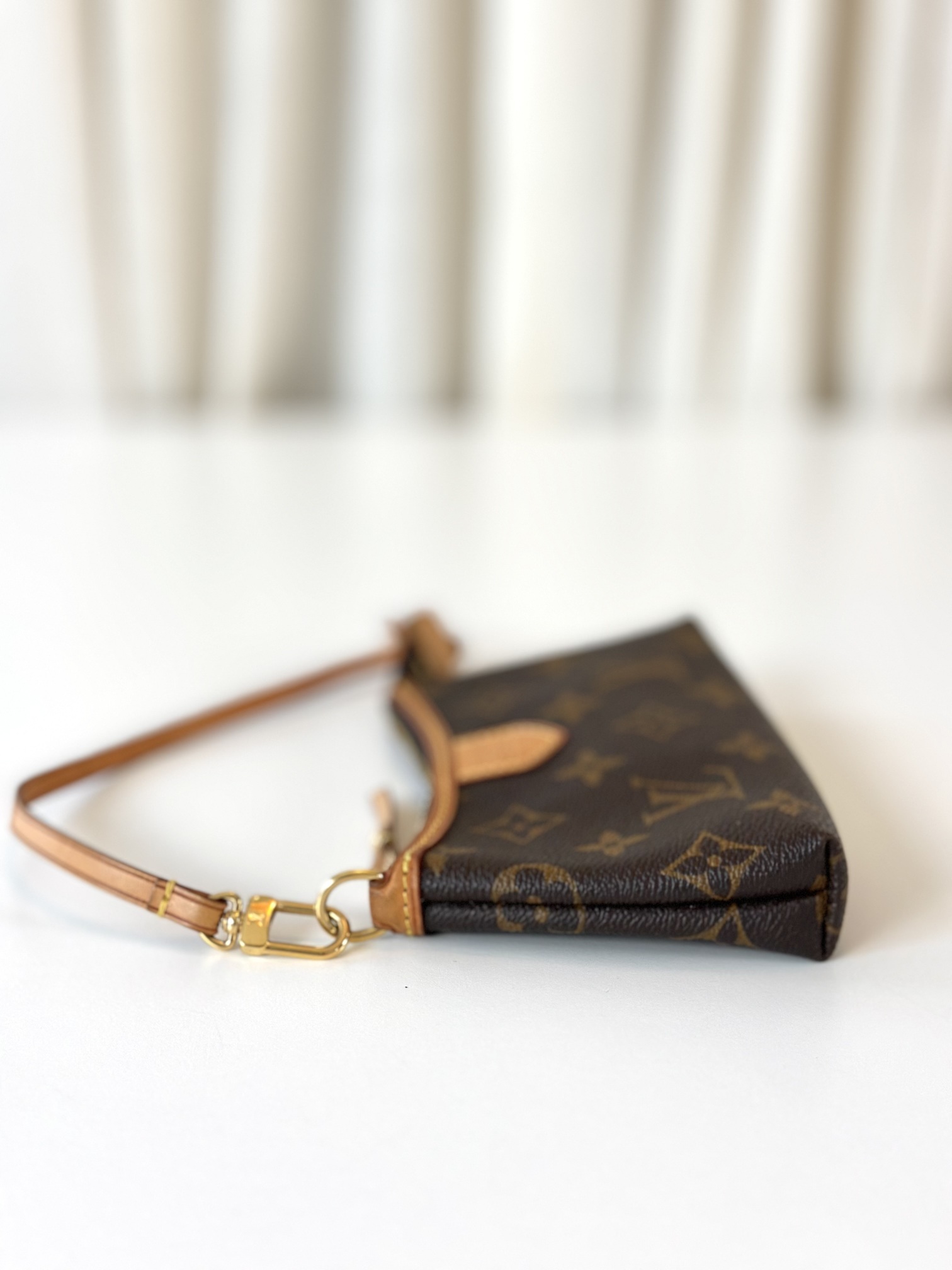 Louis Vuitton mini pochette - Image 8