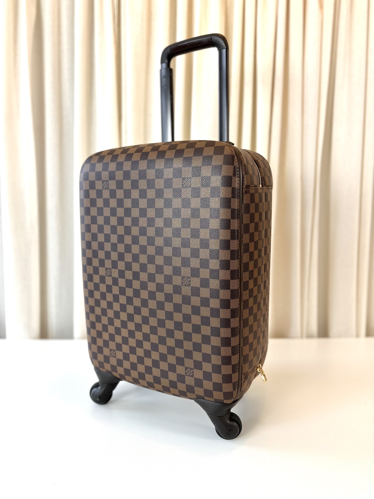 Louis Vuitton Damier Suitcase 55 - Image 2