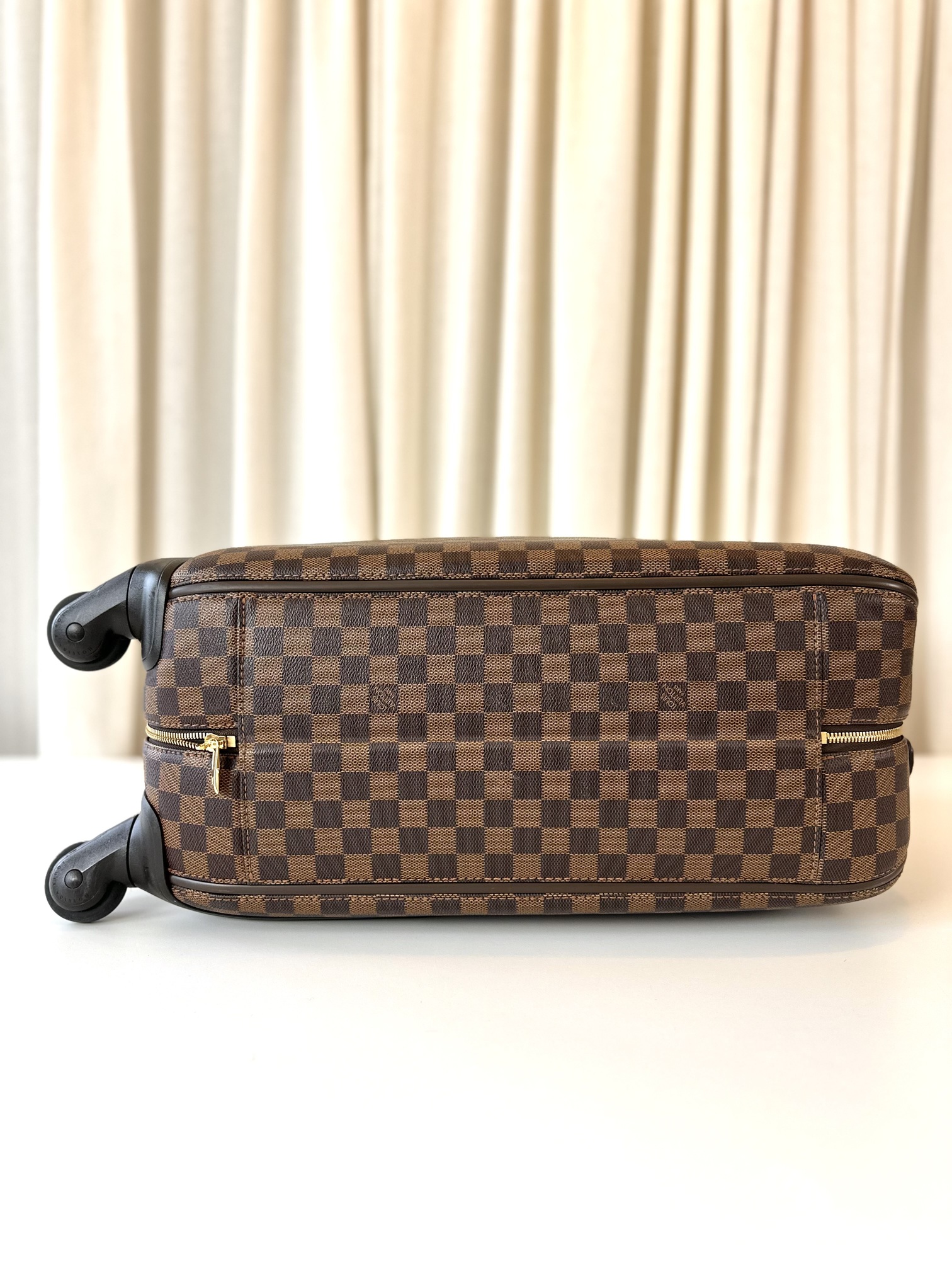 Louis Vuitton Damier Suitcase 55 - Image 5