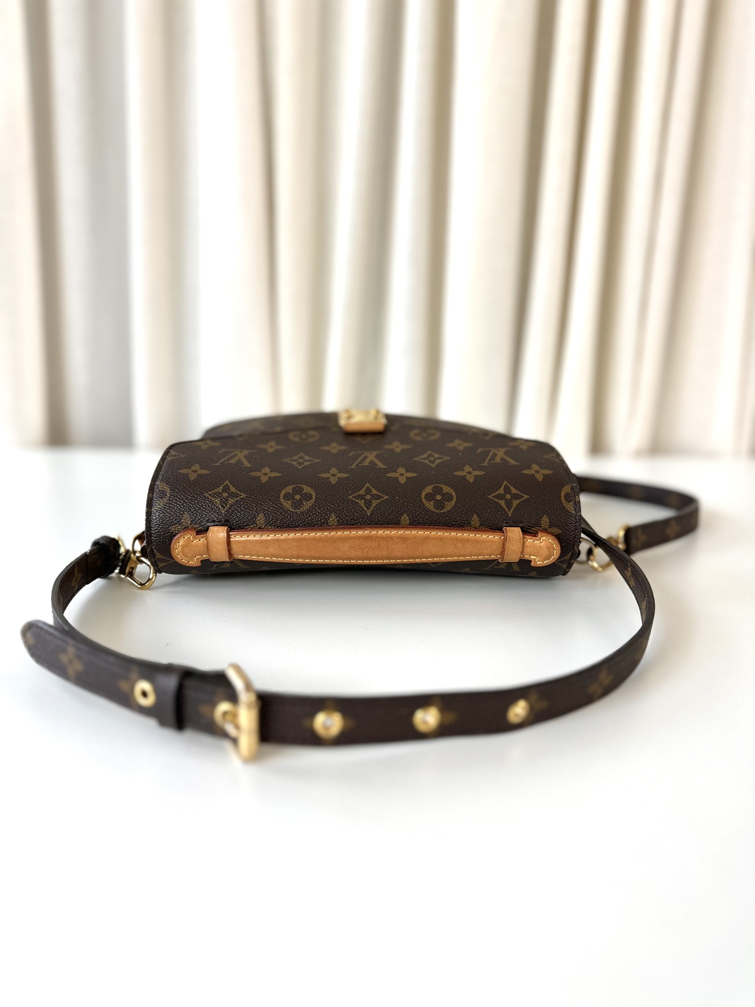 Louis Vuitton Pochette Metis monogram - Image 4