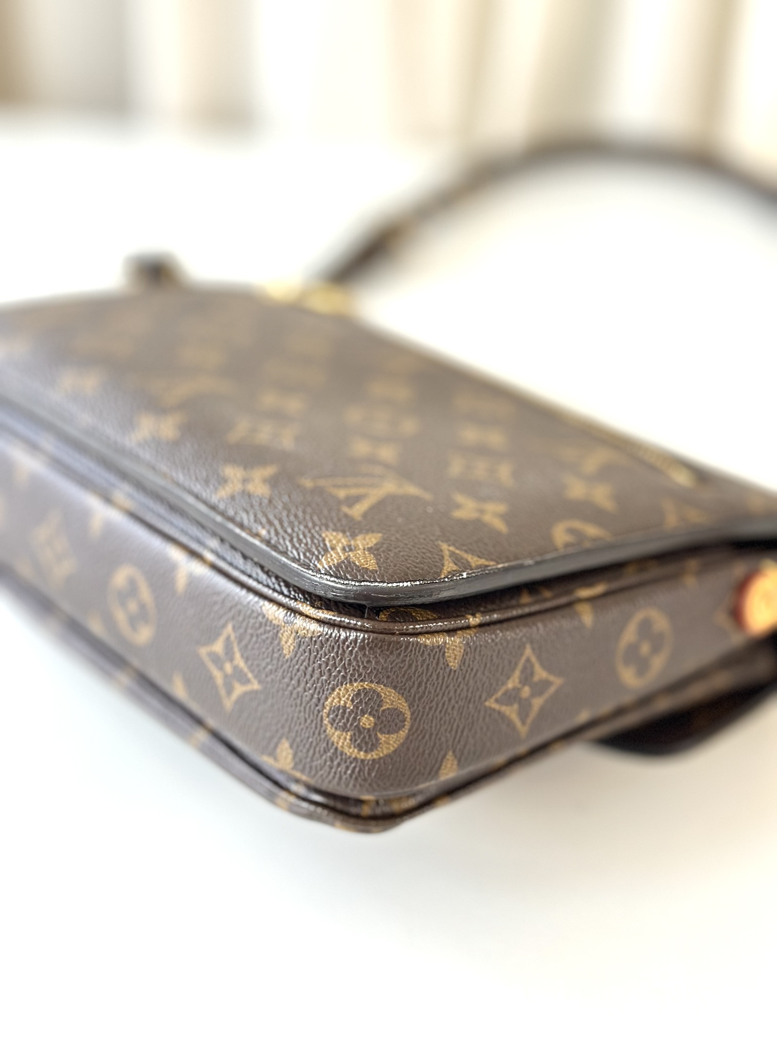 Louis Vuitton Pochette Metis monogram - Image 9