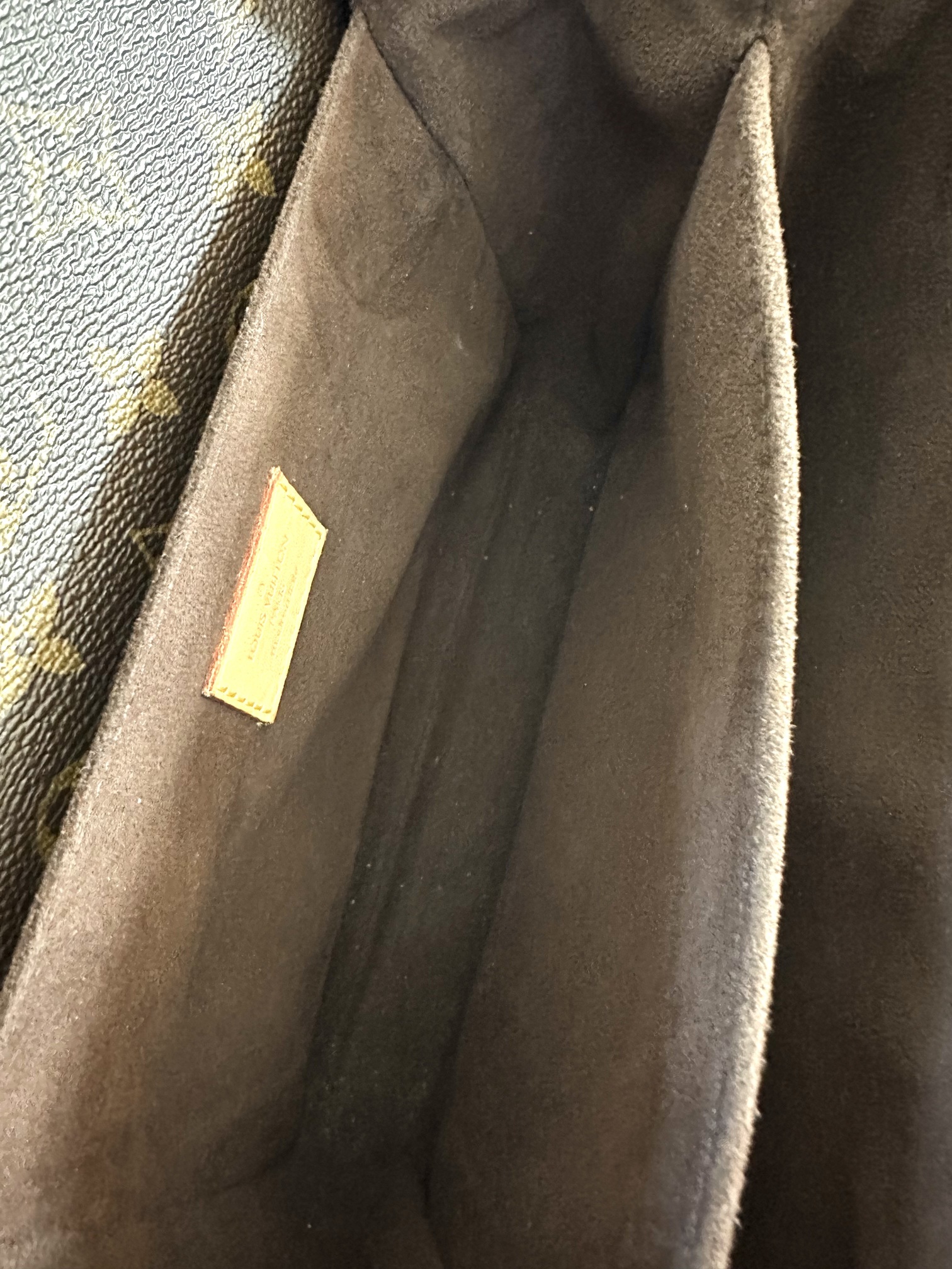 Louis Vuitton Pochette Metis monogram - Image 10