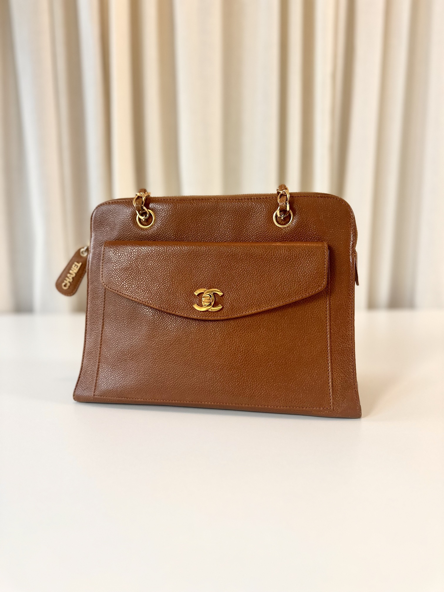 Chanel shoulder bag brown - Image 2