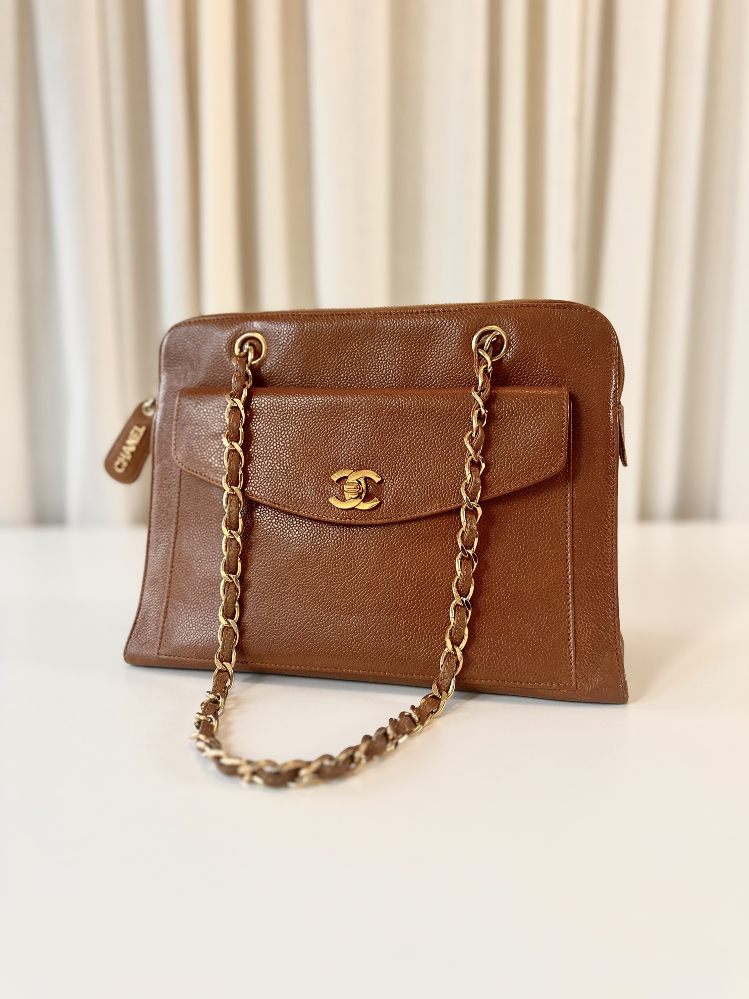 Chanel shoulder bag brown - Image 4