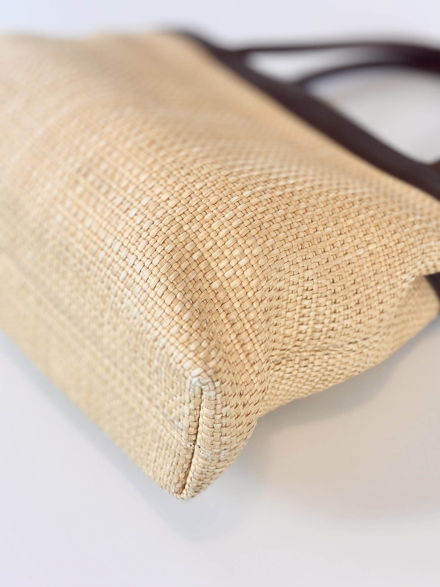 Chanel rotan handbag - Image 12