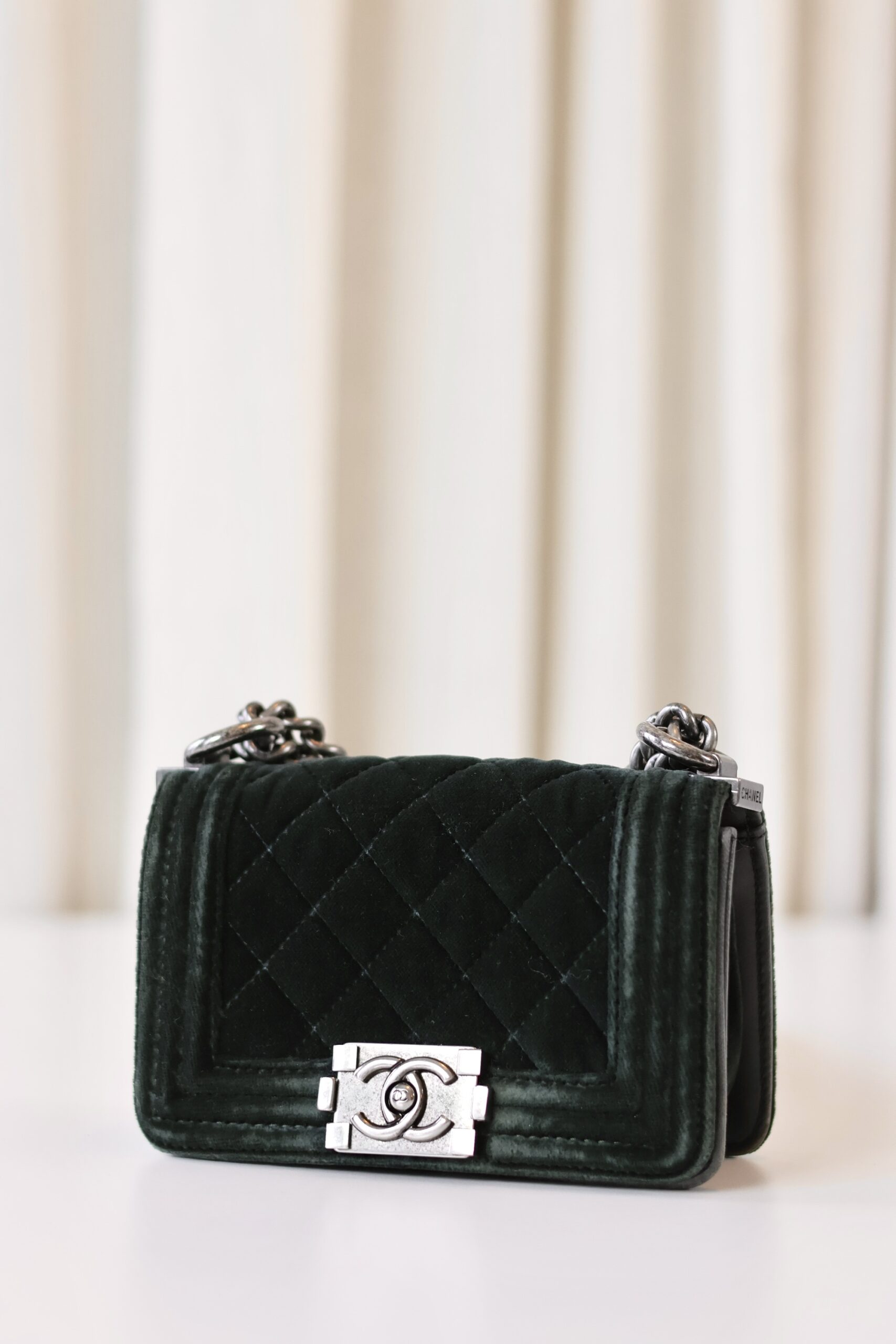 Chanel mini Boy Bag velvet - Image 2