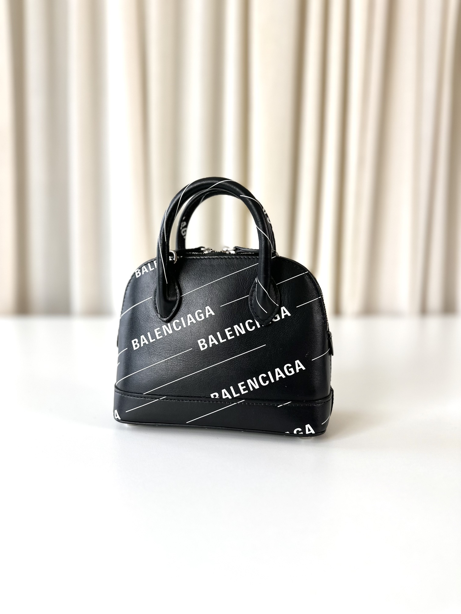 Balenciaga handbag small - Image 15