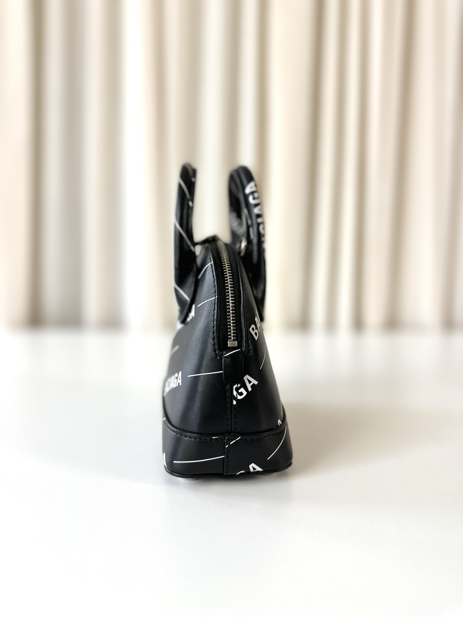 Balenciaga handbag small - Image 11