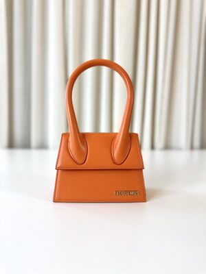 Jacquemus Chiquito orange