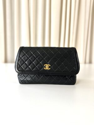 Chanel single flap bag + wallet