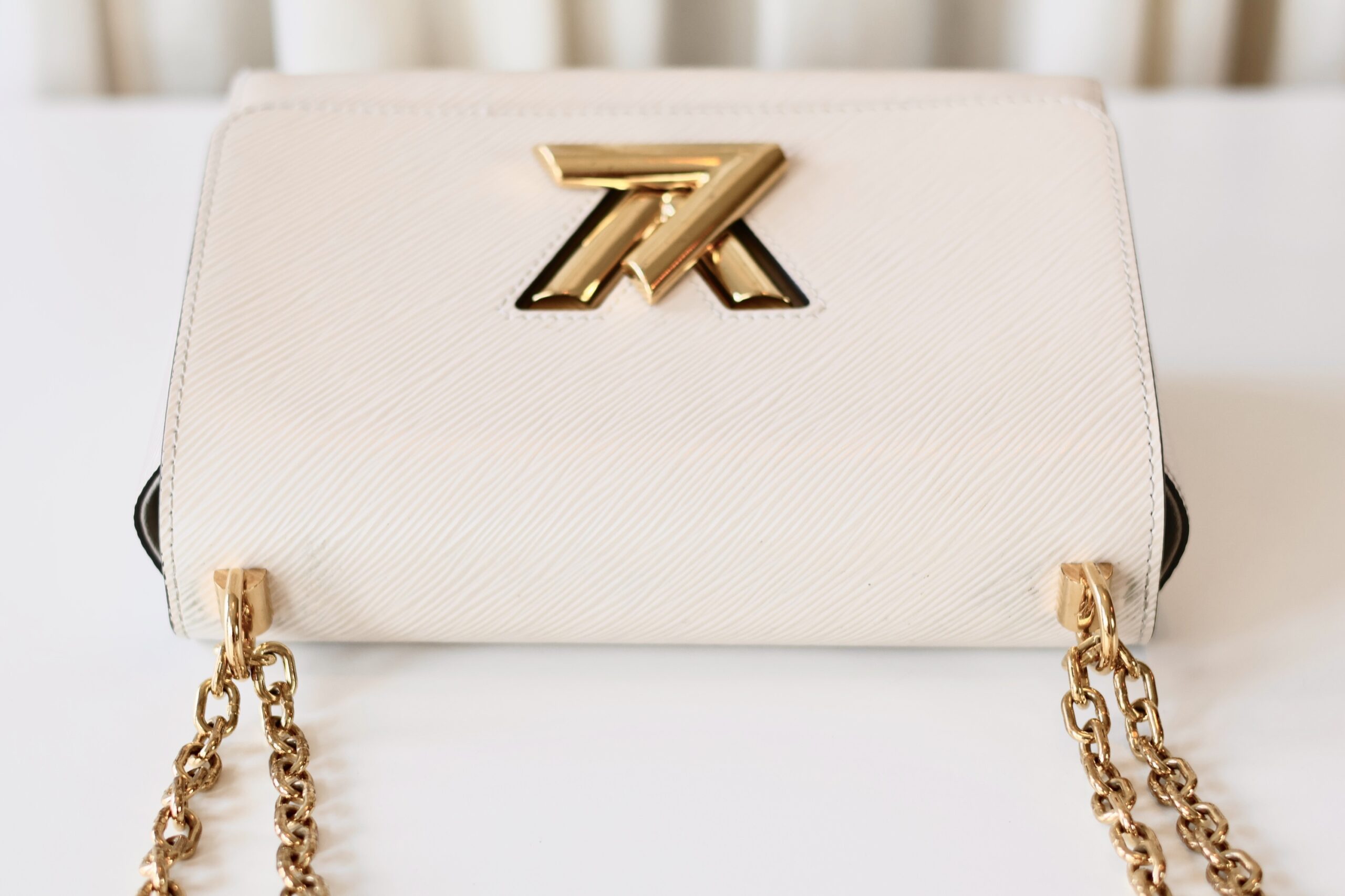 Louis Vuitton Twist MM - Image 5