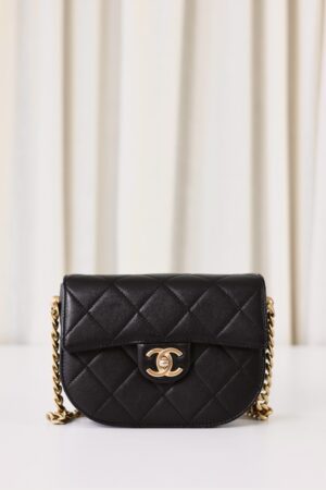 Chanel crossbody bag black