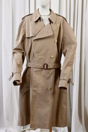 Gucci trenchcoat beige
