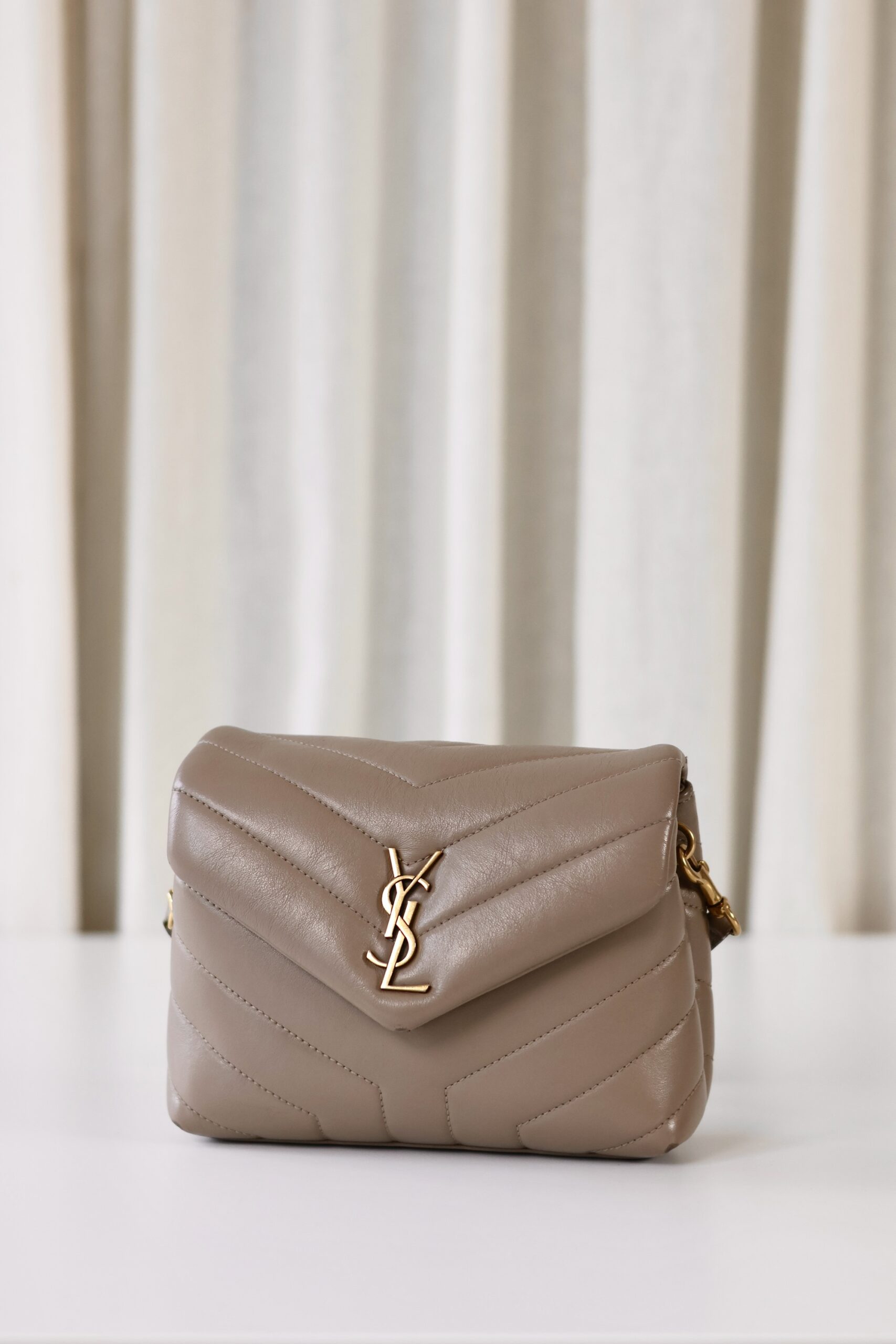 Saint Laurent Loulou toy beige - Image 2