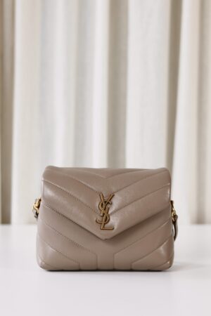 Saint Laurent Loulou toy beige