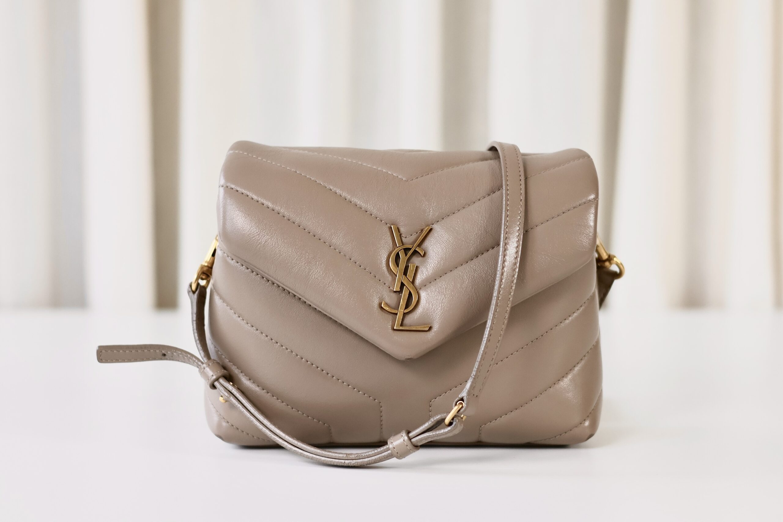 Saint Laurent Loulou toy beige - Image 3