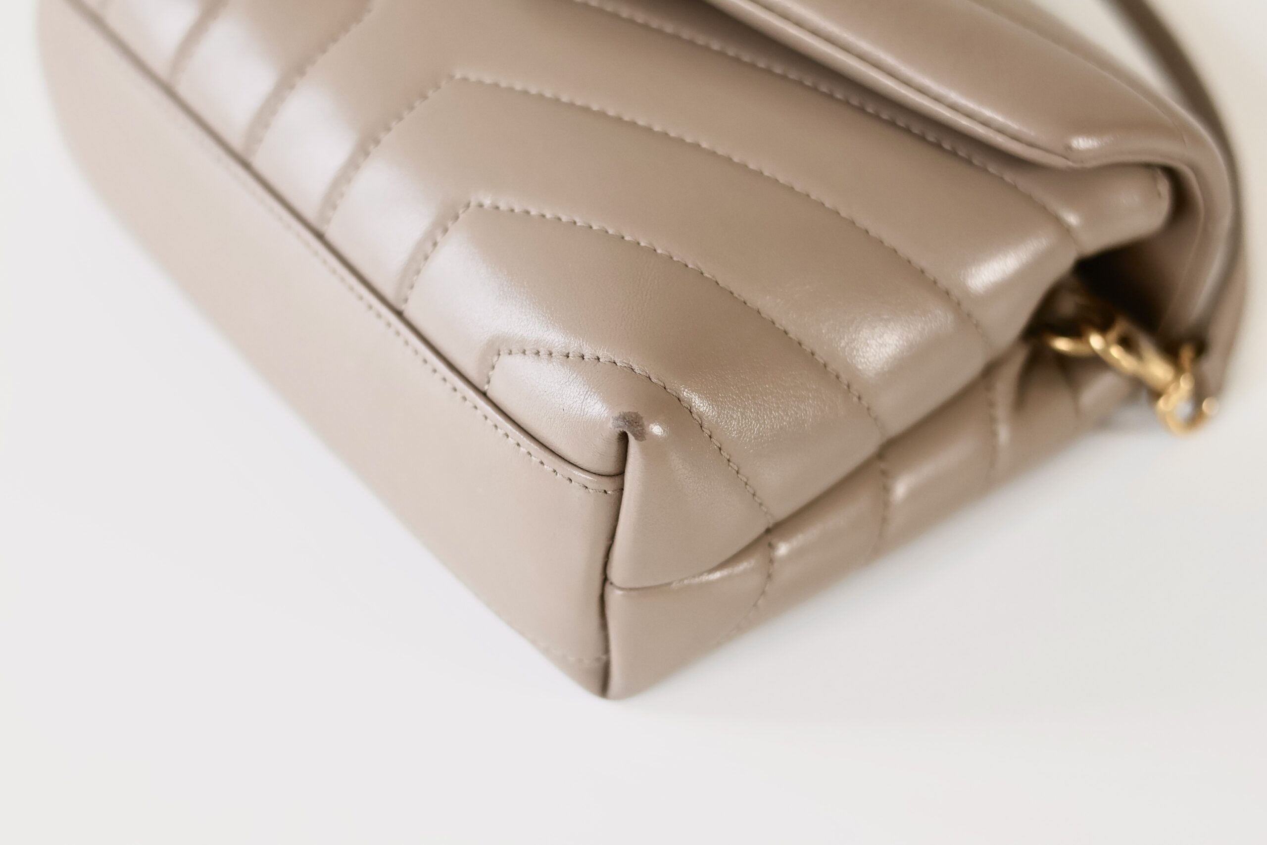 Saint Laurent Loulou toy beige - Image 9