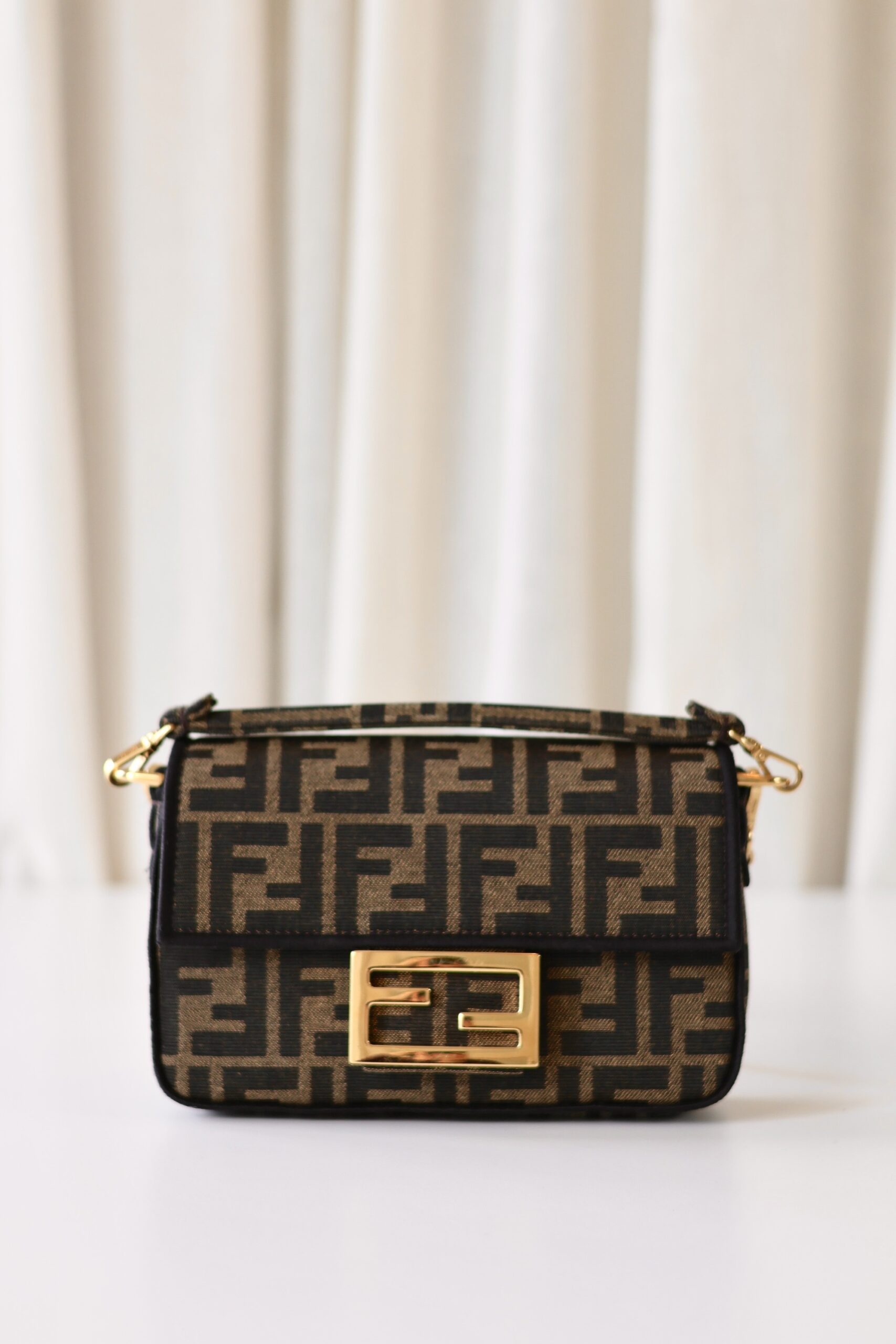 Fendi mini Baquette zucca