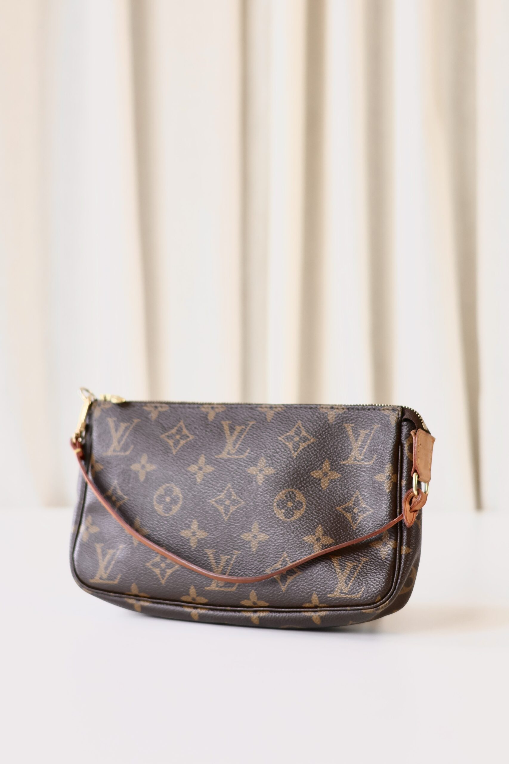 Louis Vuitton Pochette accessoires monogram - Image 2
