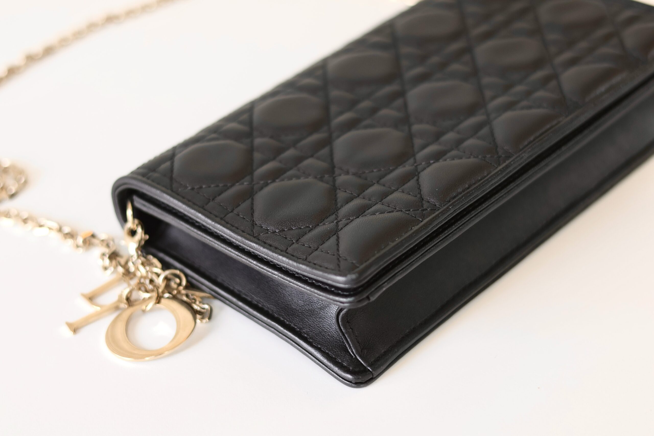 Lady Dior wallet on chain - Image 11