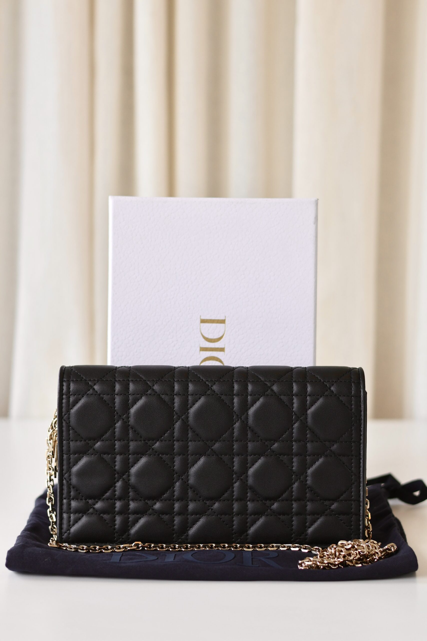 Lady Dior wallet on chain - Image 13