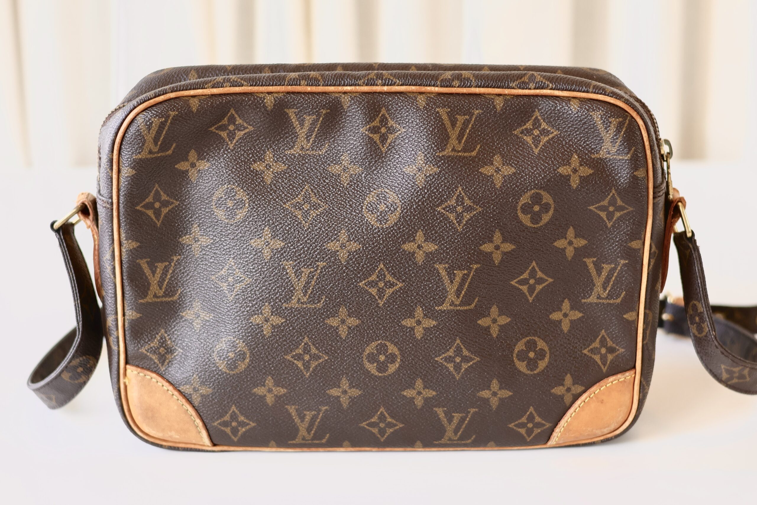 Louis Vuitton crossbody bag monogram - Image 4