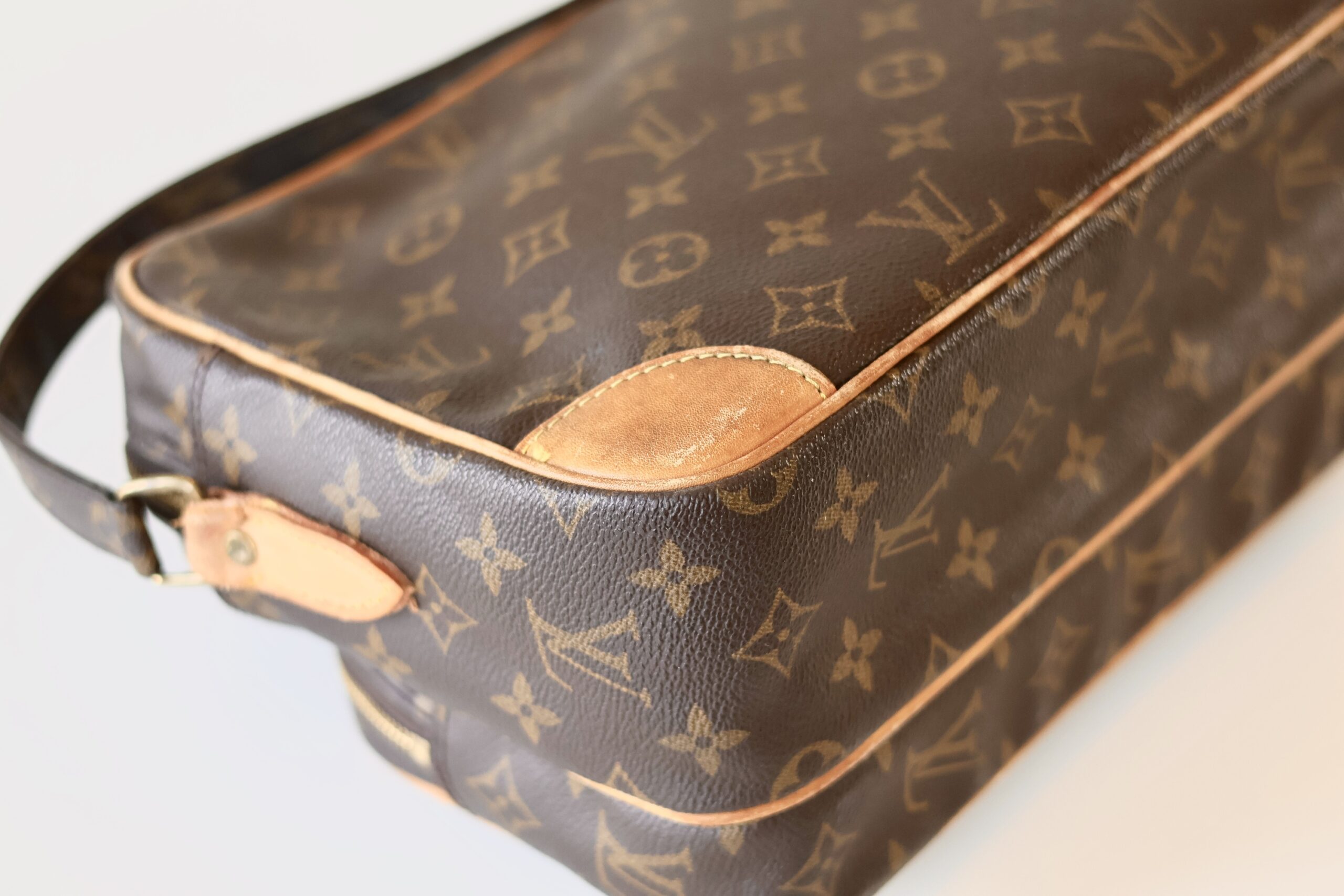 Louis Vuitton crossbody bag monogram - Image 11