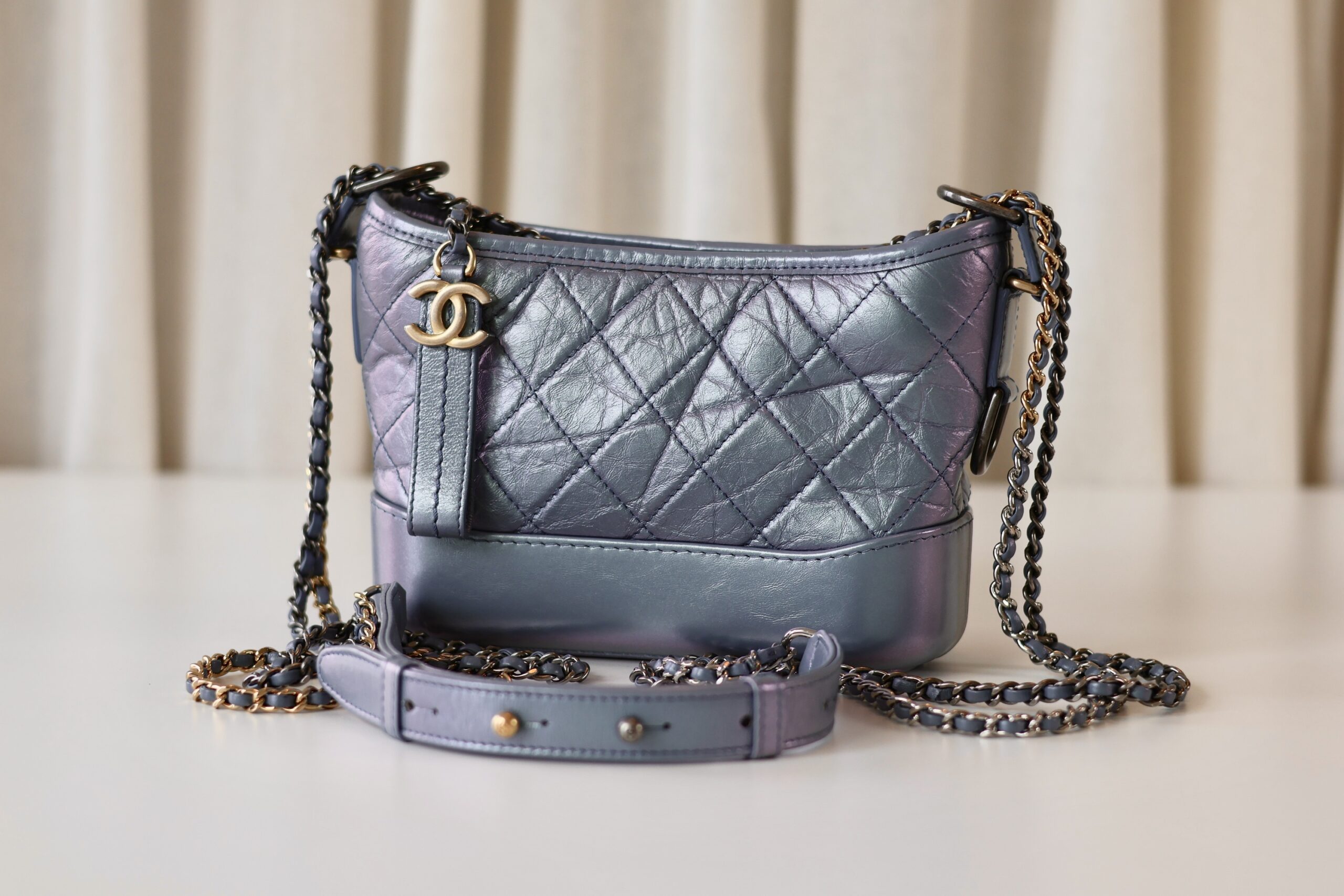 Chanel metallic blue Gabrielle small - Image 6