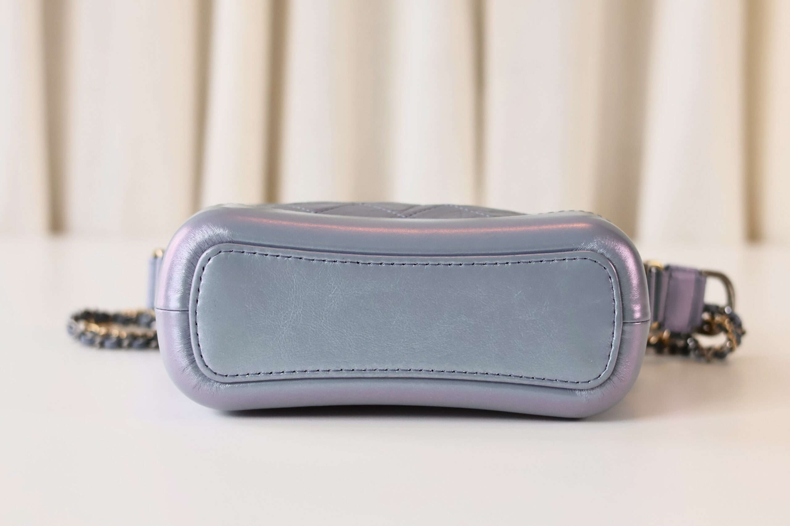 Chanel metallic blue Gabrielle small - Image 9