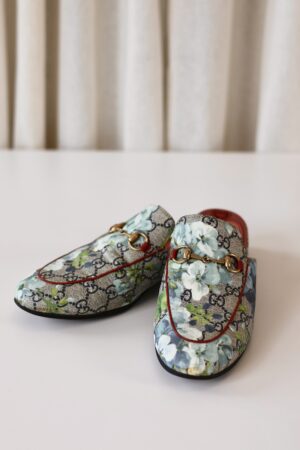 Gucci horsebit loafer flower