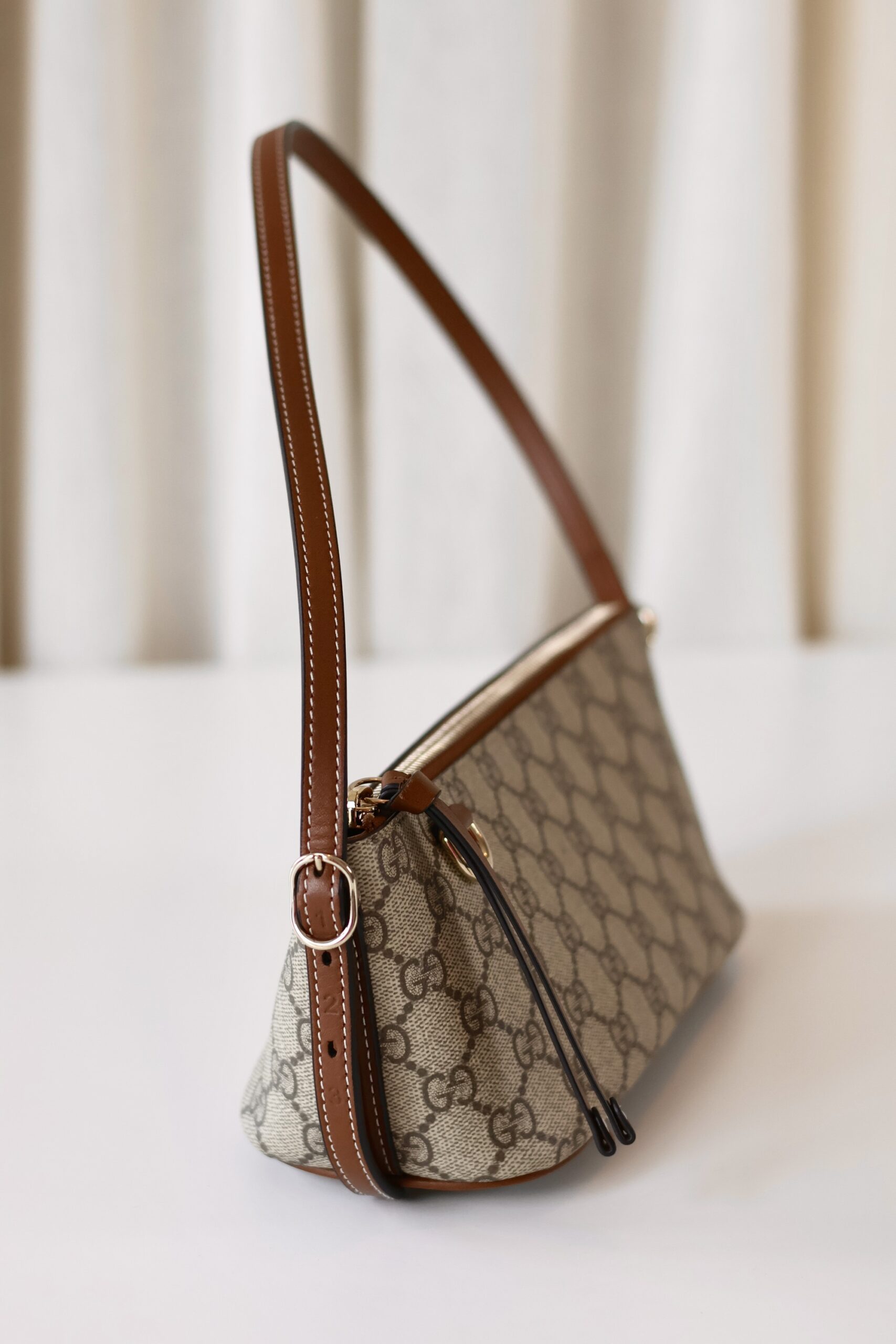 Gucci monogram shoulder bag - Image 4