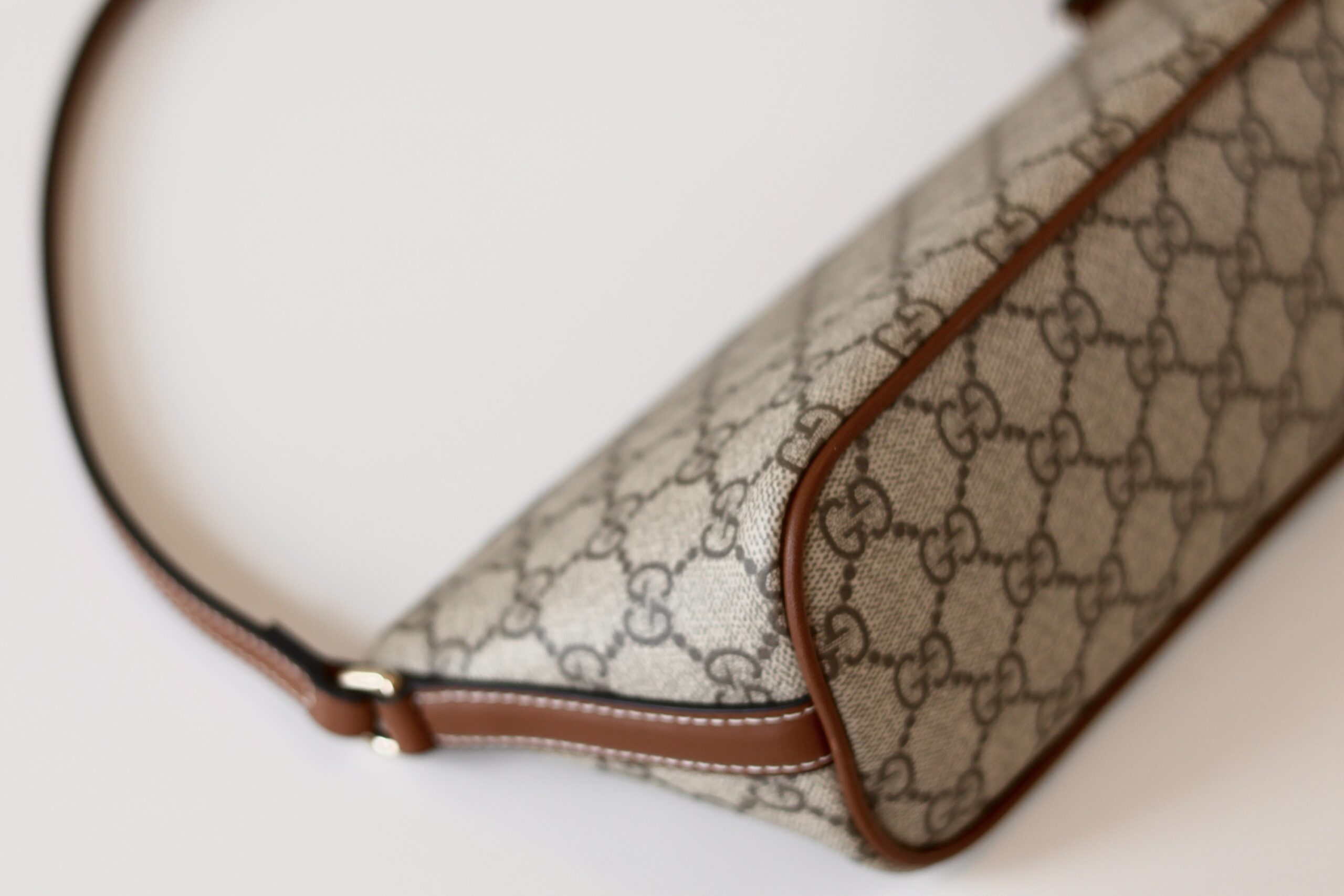 Gucci monogram shoulder bag - Image 11