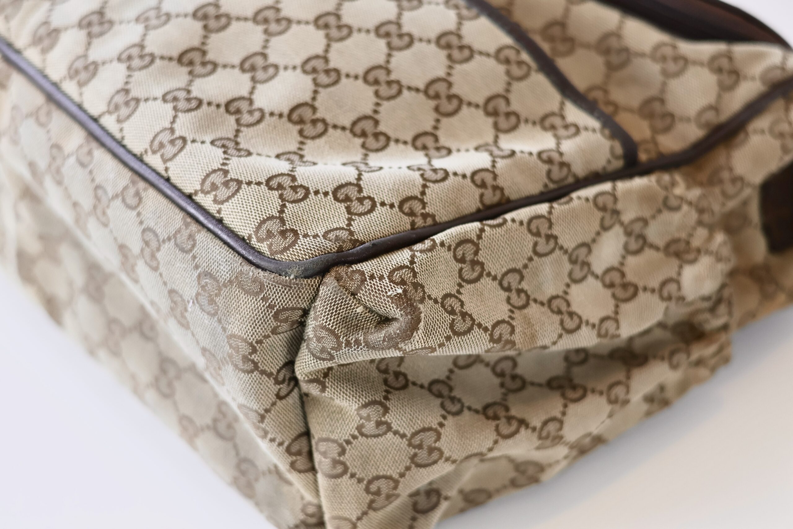 Gucci diaper bag - Image 10