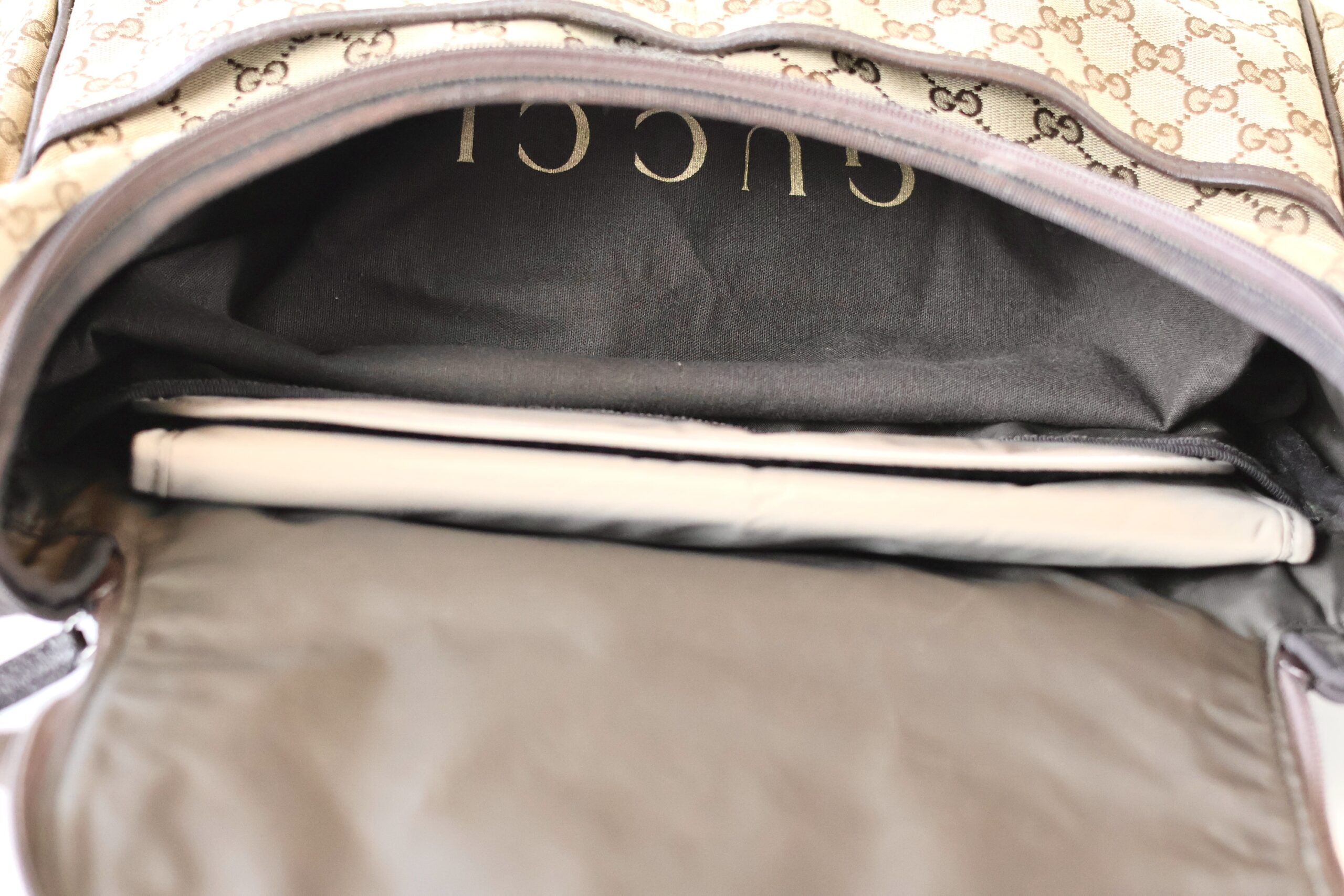 Gucci diaper bag - Image 19