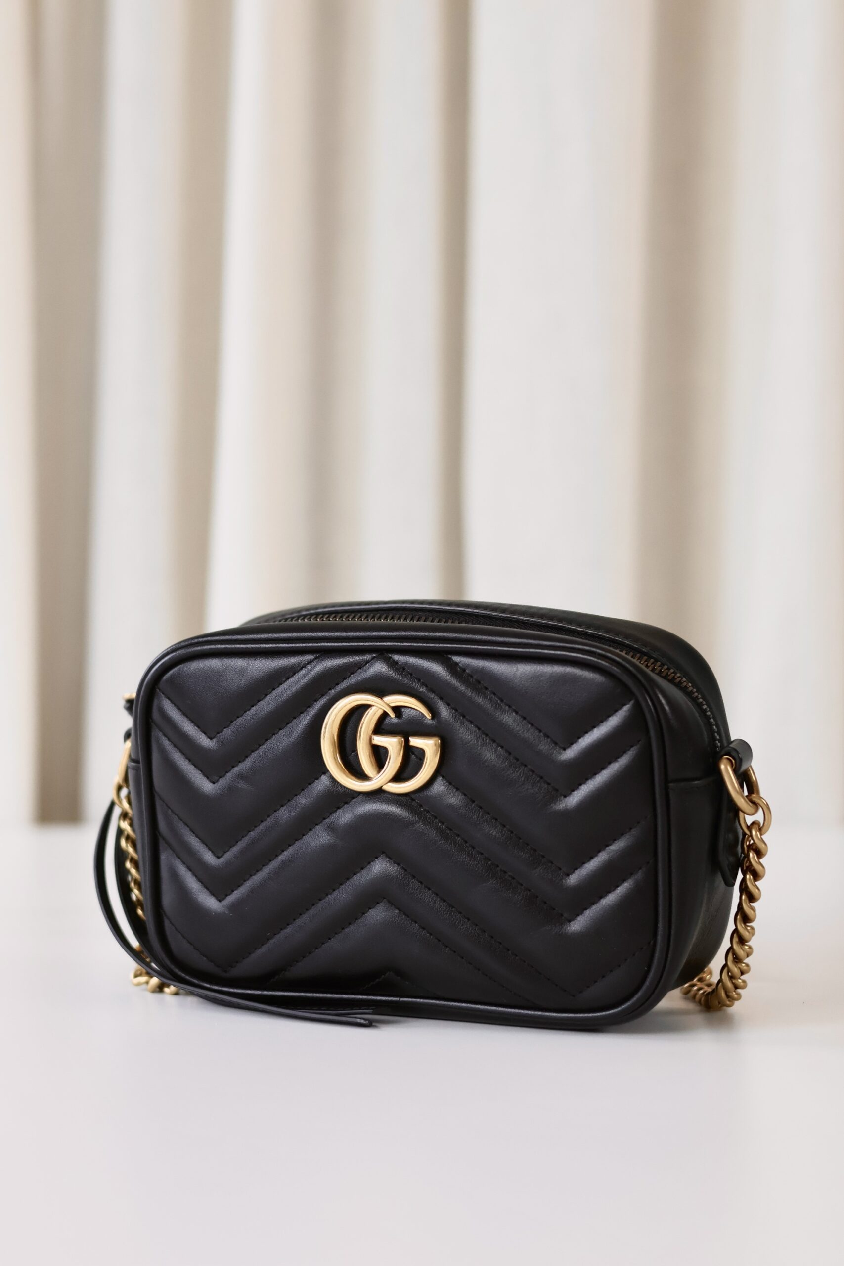 Gucci Marmont black crossbody - Image 2