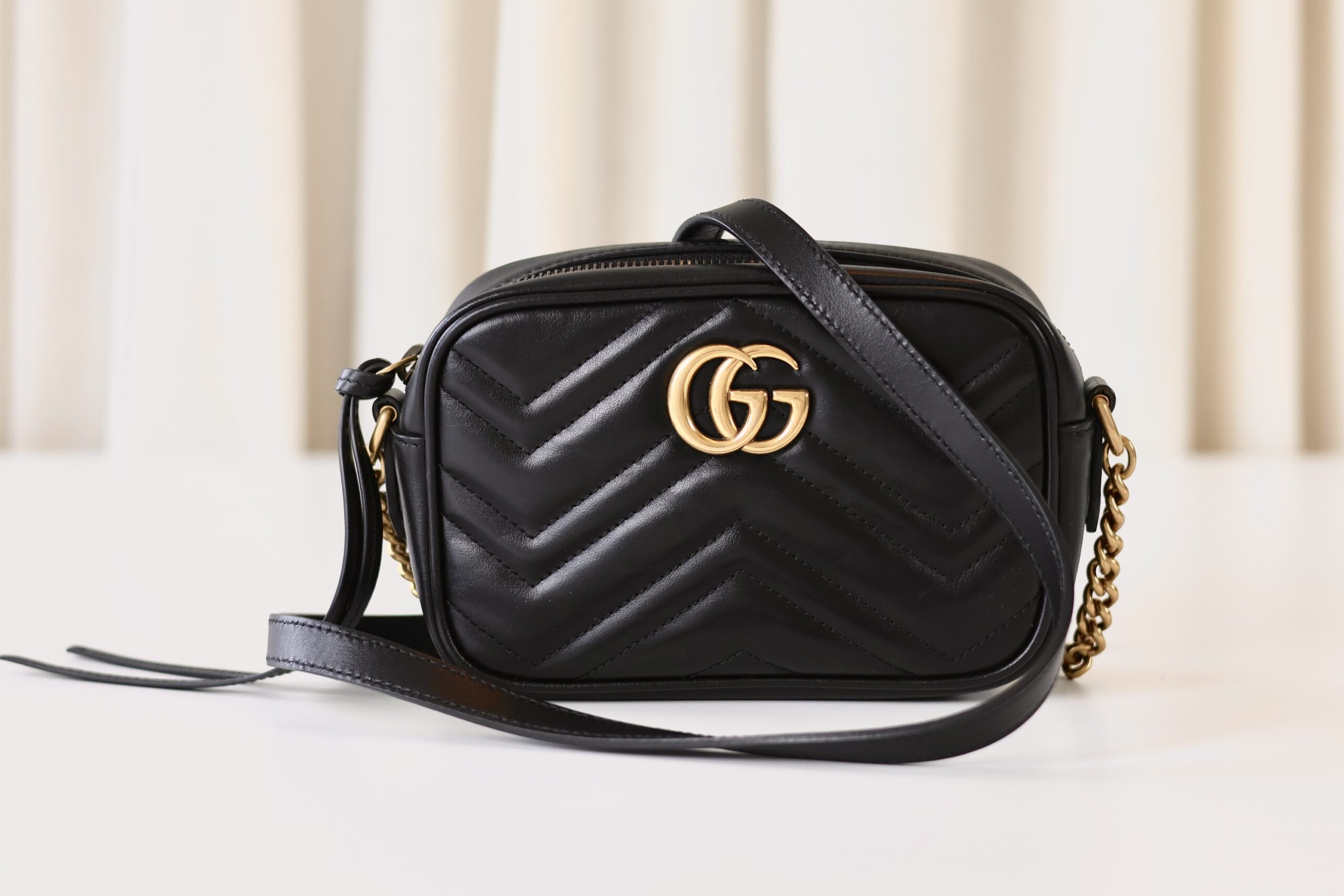 Gucci Marmont black crossbody - Image 3