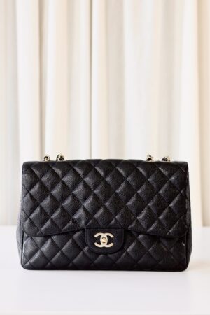 Chanel vintage classic Jumbo caviar