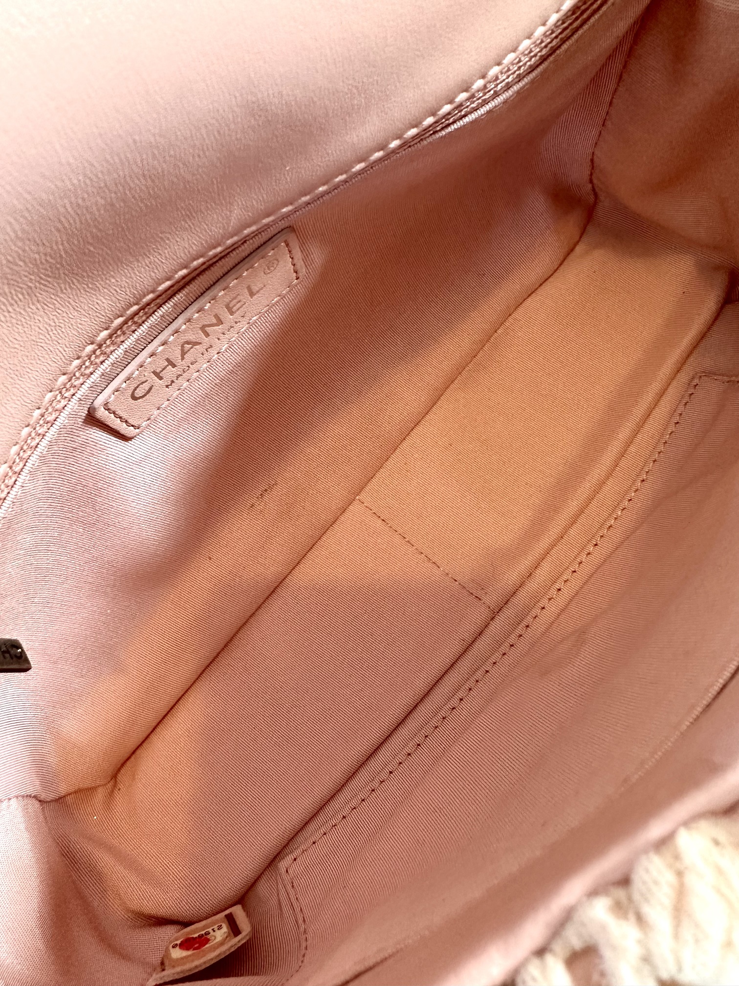 Chanel single flap bag Paris-Seoul collection - Image 15