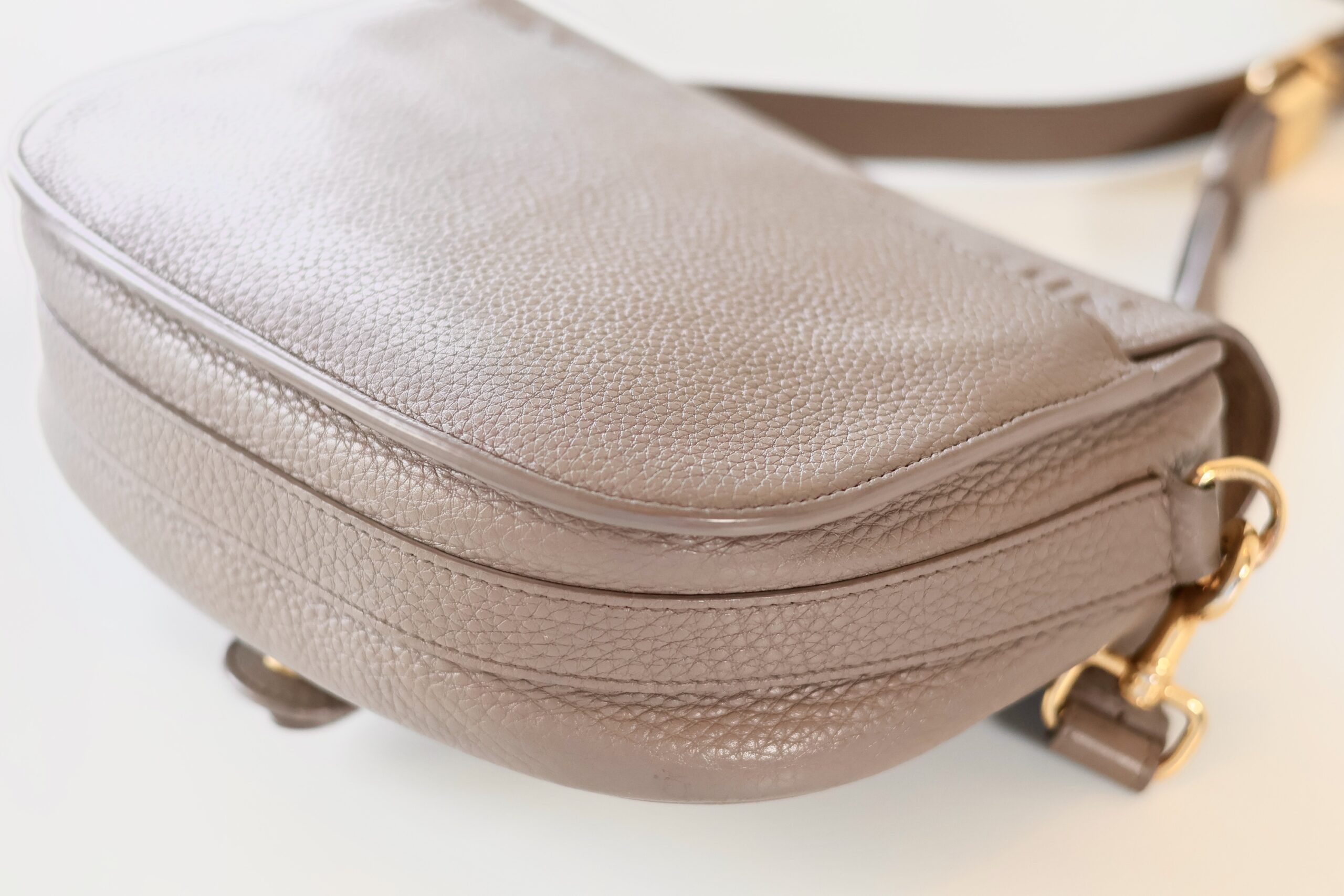 Dior Bobby small etoupe - Image 10