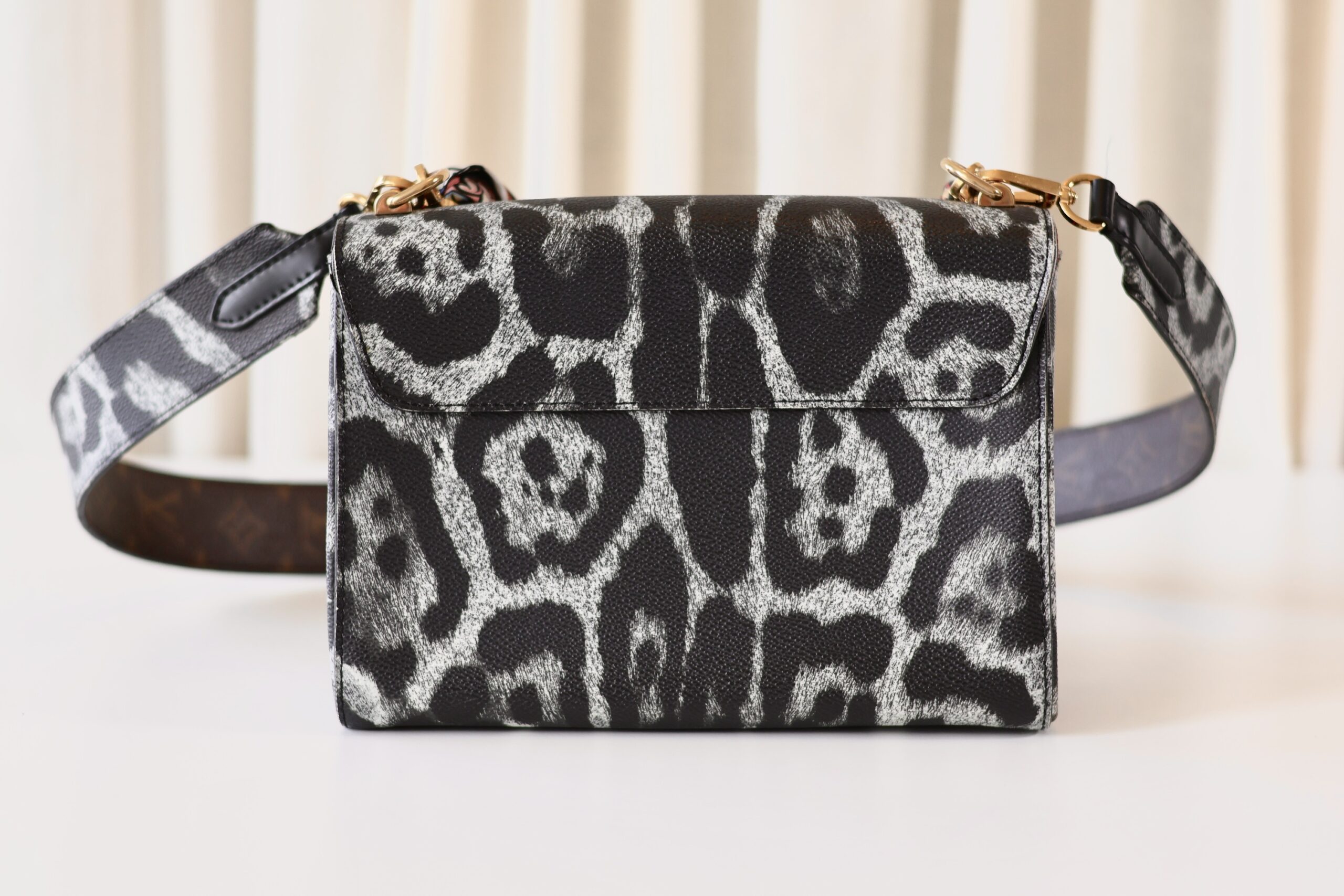 Louis Vuitton Twist leopard - Image 6