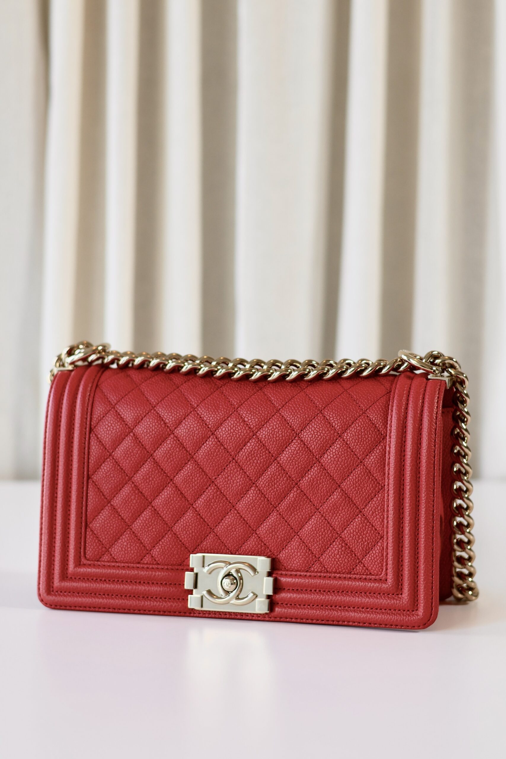 Chanel boy bag medium coral - Image 3